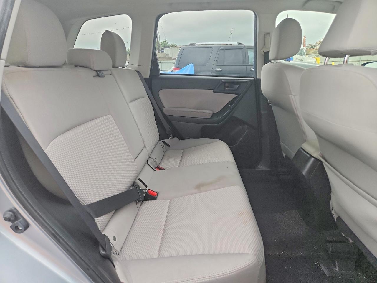 2014 Subaru Forester 2.5i Premium Silver vin: JF2SJADC1EH487834