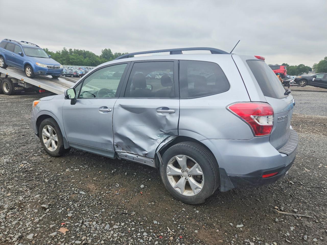 2014 Subaru Forester 2.5i Premium Silver vin: JF2SJADC1EH487834