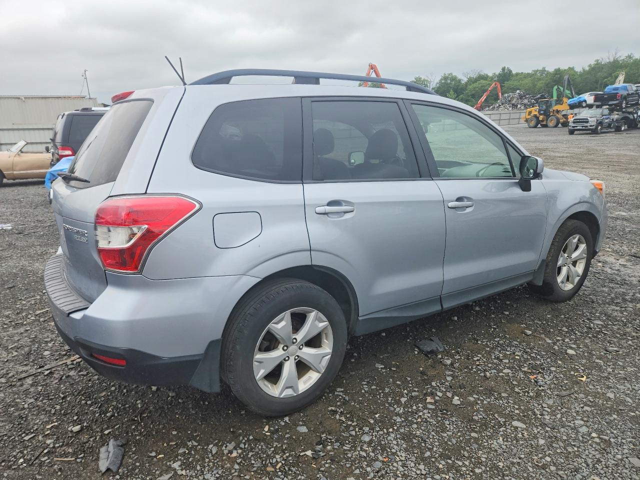 2014 Subaru Forester 2.5i Premium Silver vin: JF2SJADC1EH487834