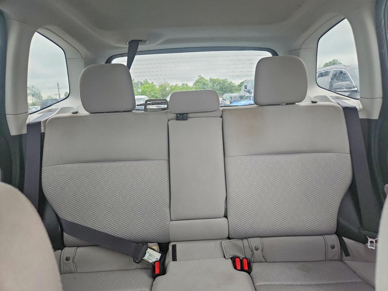 2014 Subaru Forester 2.5i Premium Silver vin: JF2SJADC1EH487834