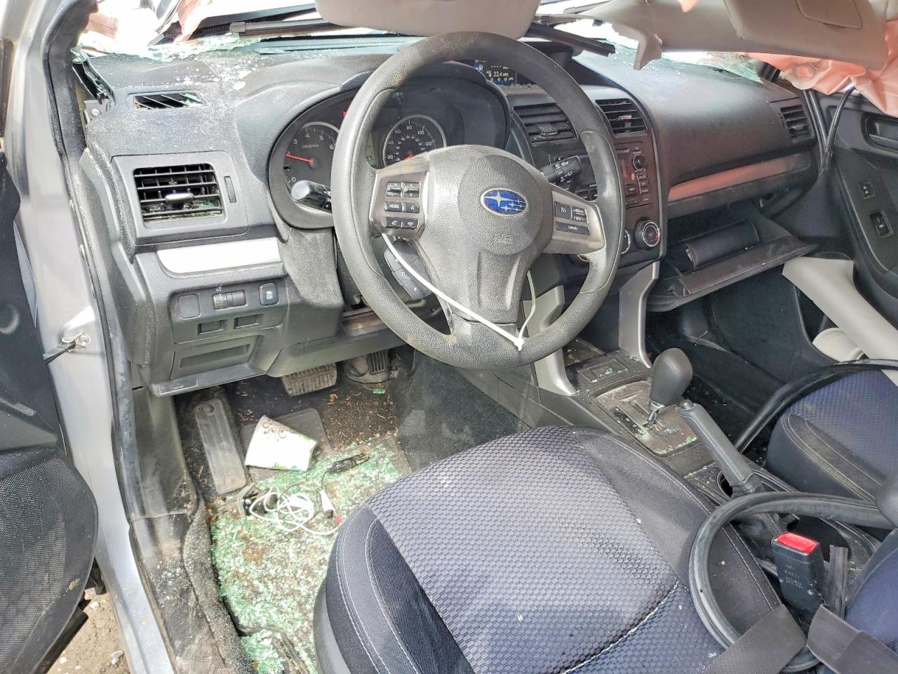2014 Subaru Forester 2.5i Premium Серебряный vin: JF2SJADC1EH500713