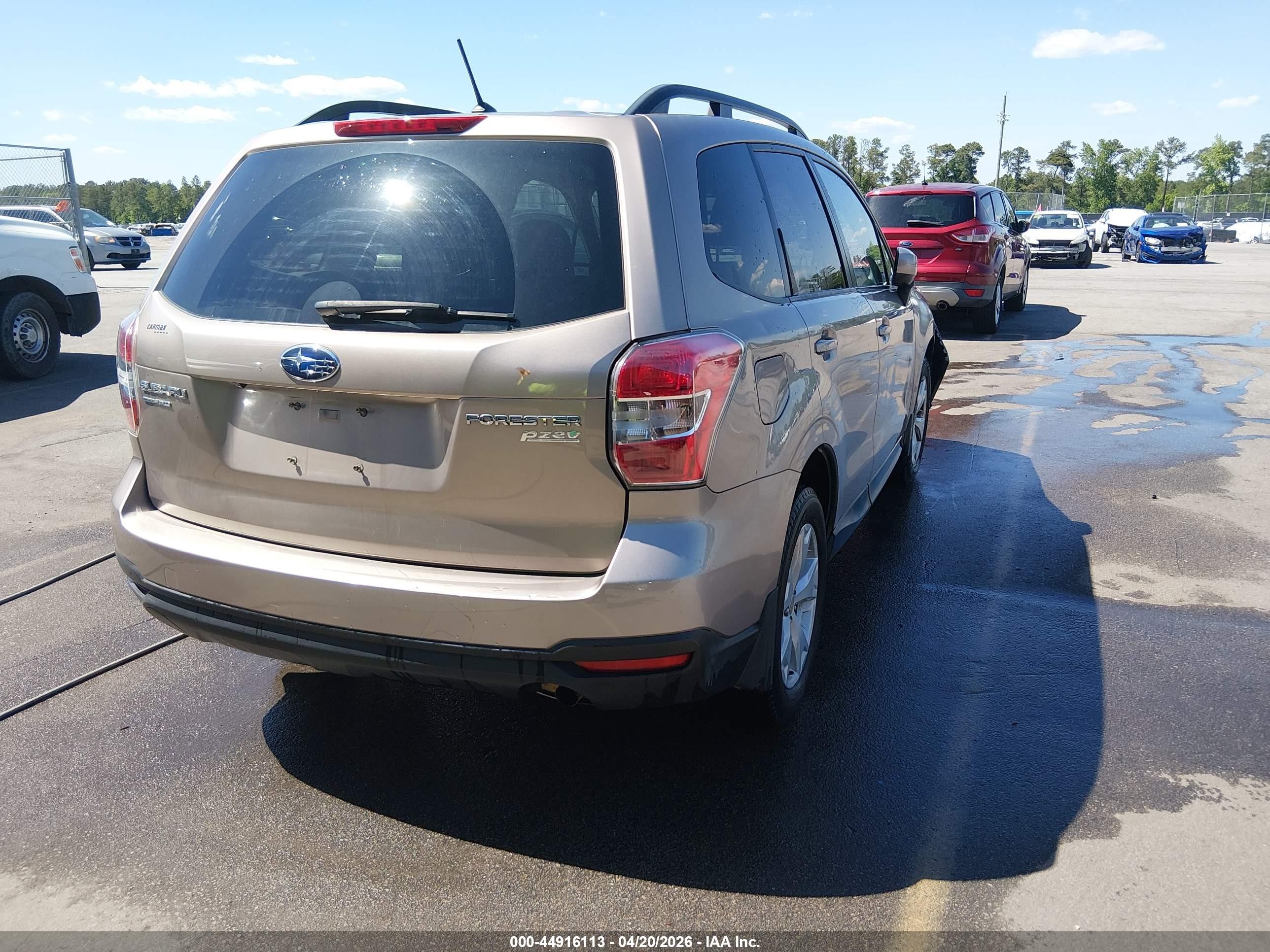 2015 Subaru Forester 2.5i Premium Brown vin: JF2SJADC1FH403013