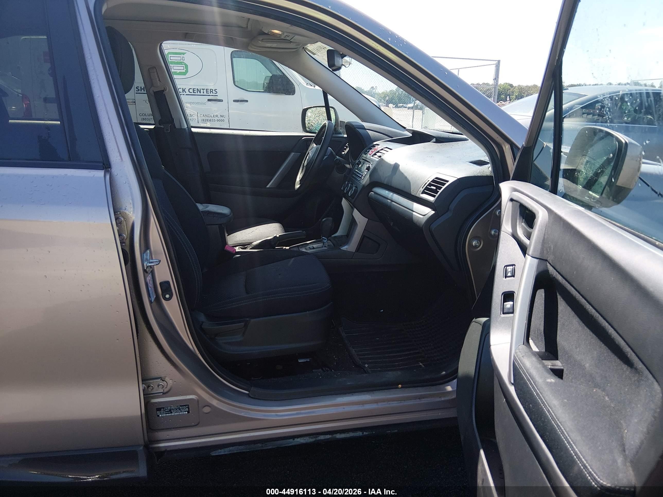 2015 Subaru Forester 2.5i Premium Brown vin: JF2SJADC1FH403013