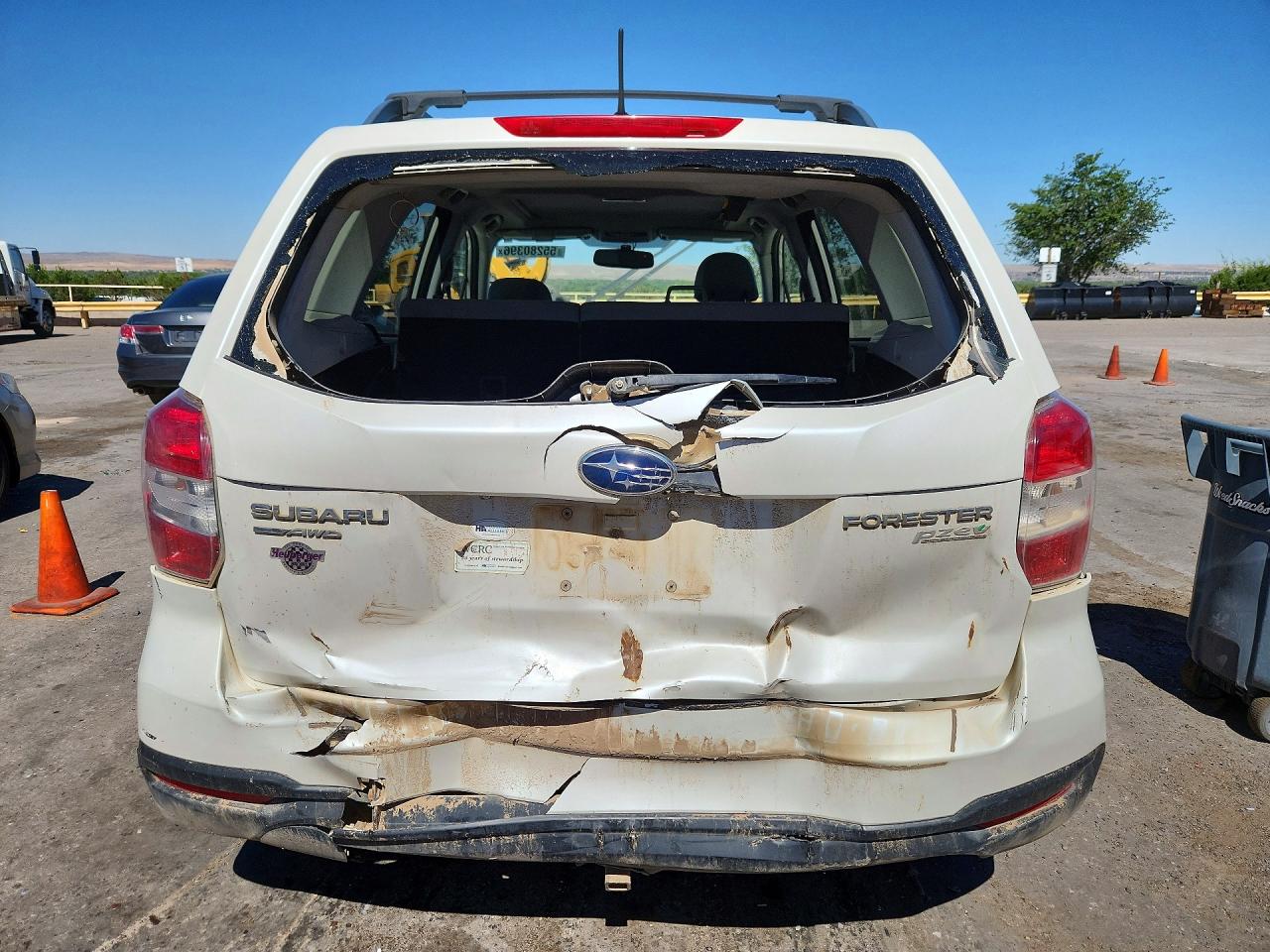 2015 Subaru Forester 2.5i Premium Белый vin: JF2SJADC1FH408146