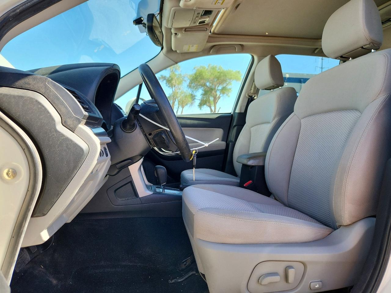 2015 Subaru Forester 2.5i Premium Белый vin: JF2SJADC1FH408146