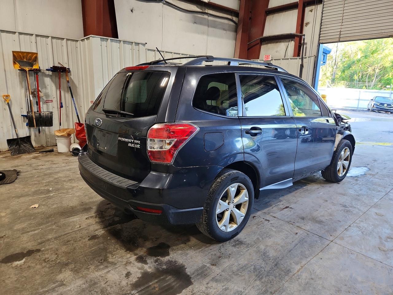 2015 Subaru Forester 2.5i Premium Gray vin: JF2SJADC1FH415839