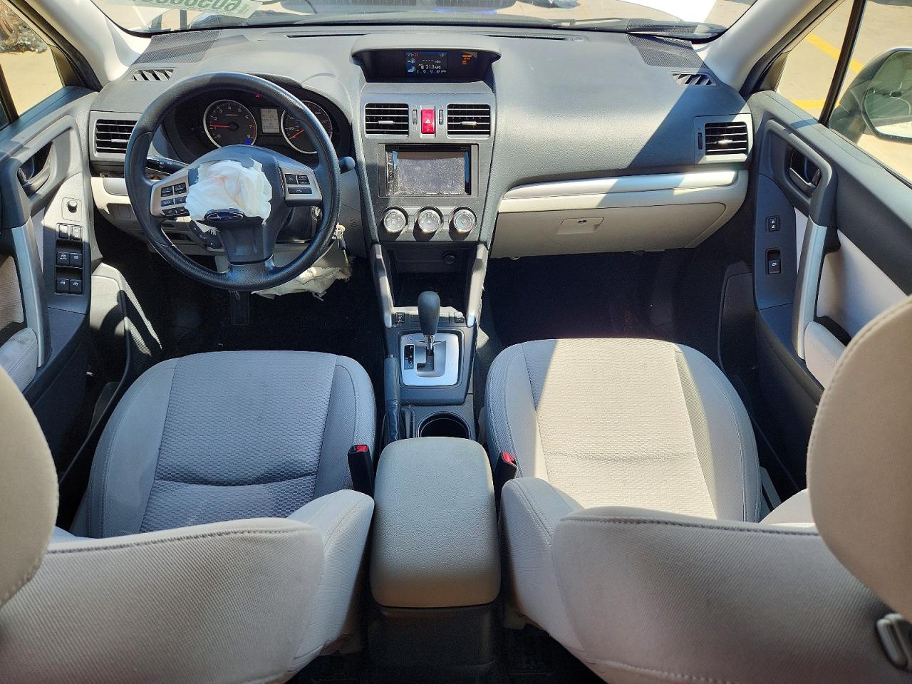 2015 Subaru Forester 2.5i Premium White vin: JF2SJADC1FH418207