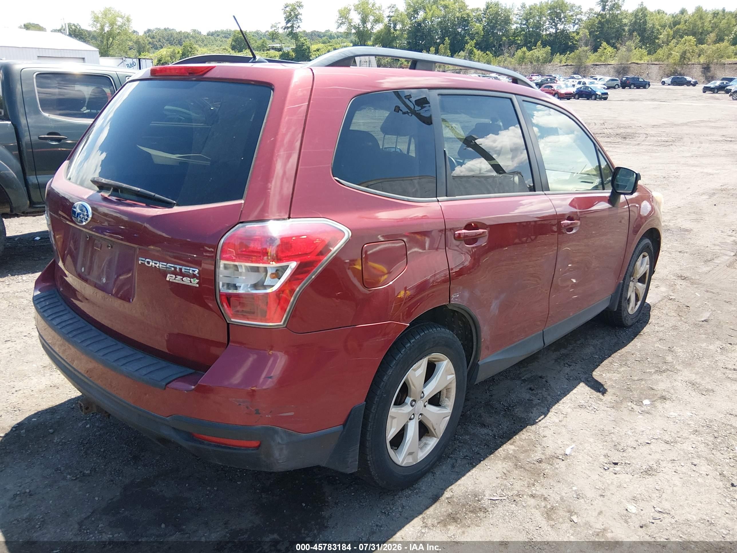 2015 Subaru Forester 2.5i Premium Burgundy vin: JF2SJADC1FH454740