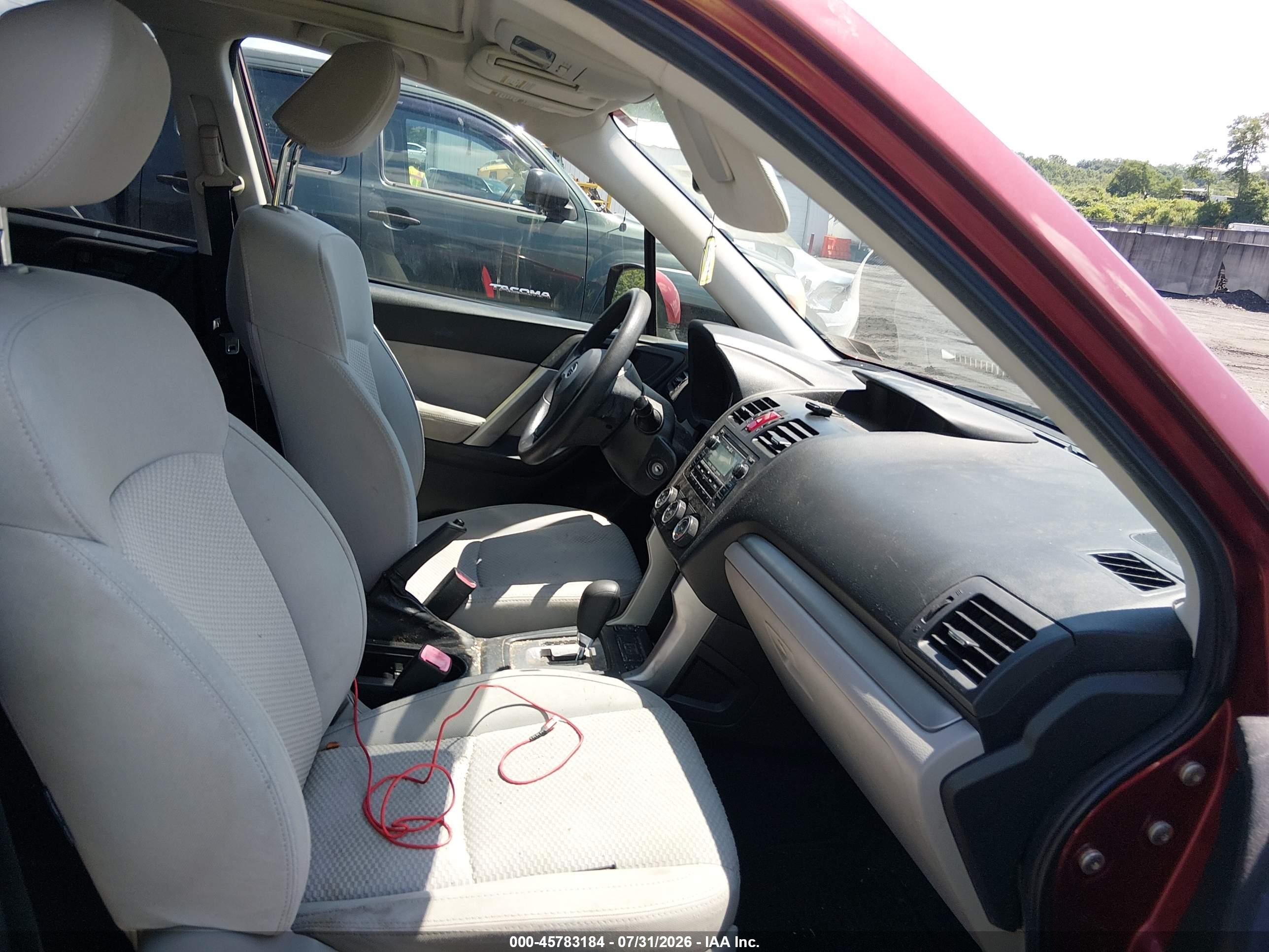 2015 Subaru Forester 2.5i Premium Burgundy vin: JF2SJADC1FH454740