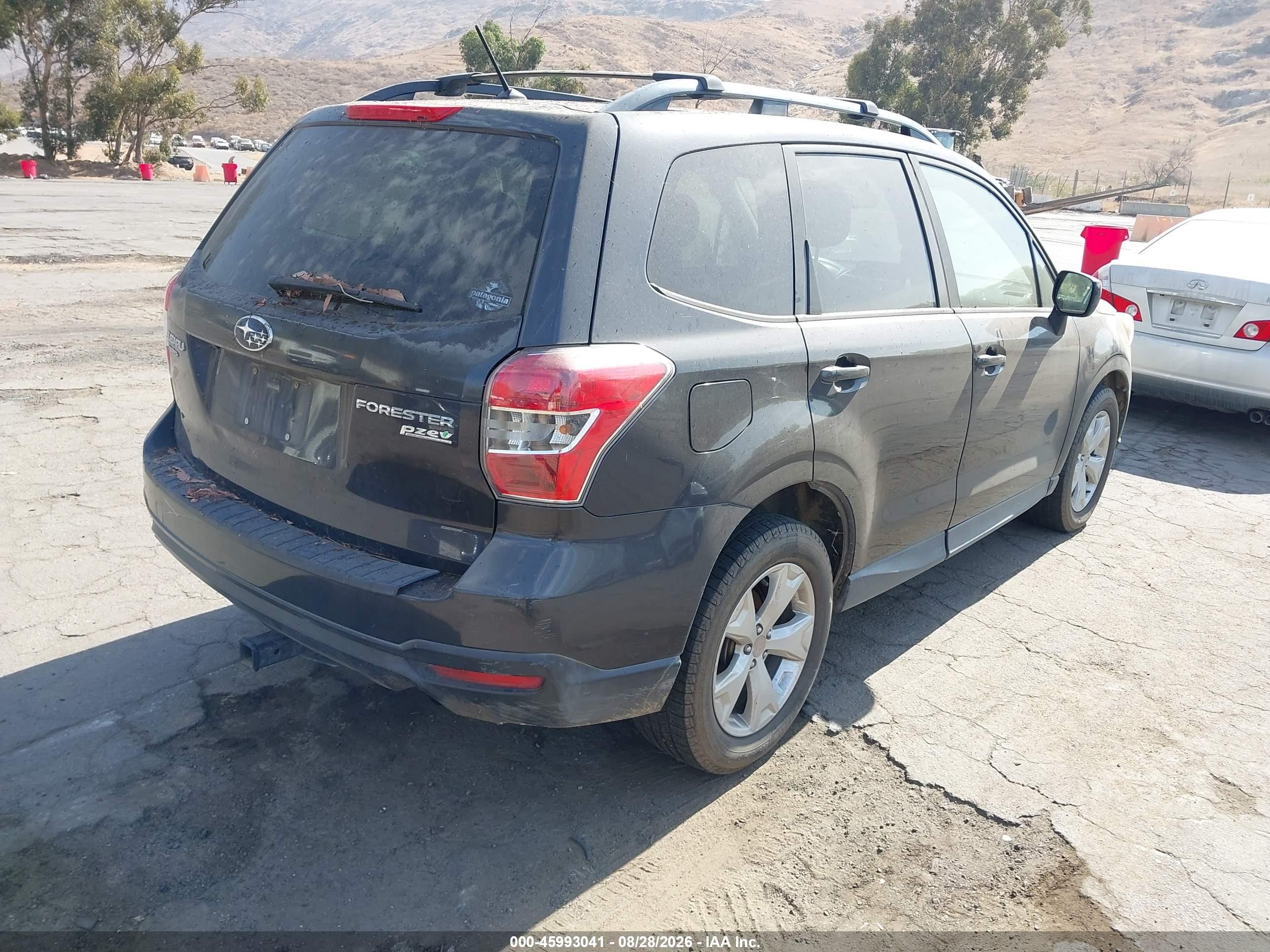 2015 Subaru Forester 2.5i Premium Gray vin: JF2SJADC1FH456228