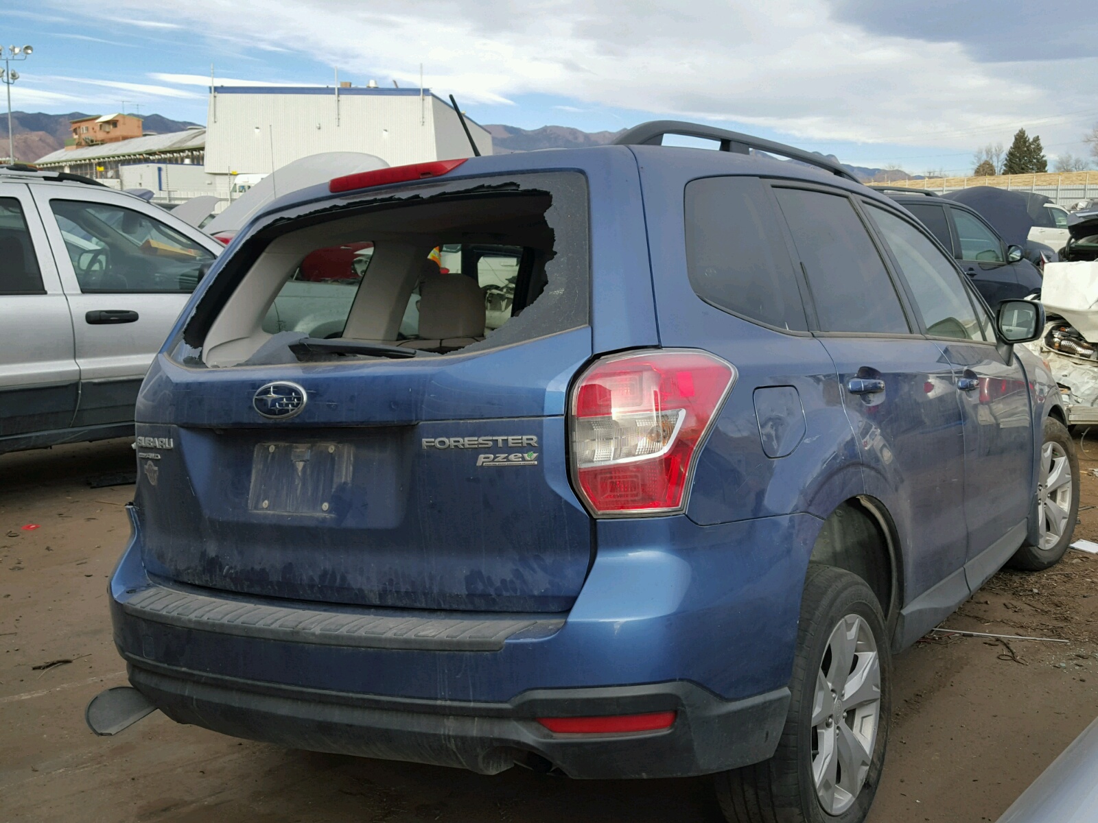 2015 Subaru Forester 2 Синий vin: JF2SJADC1FH488001