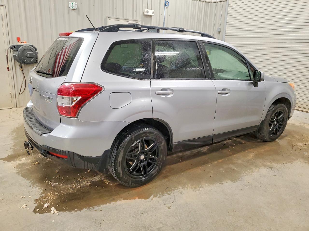 2015 Subaru Forester 2.5i Premium Silver vin: JF2SJADC1FH489973