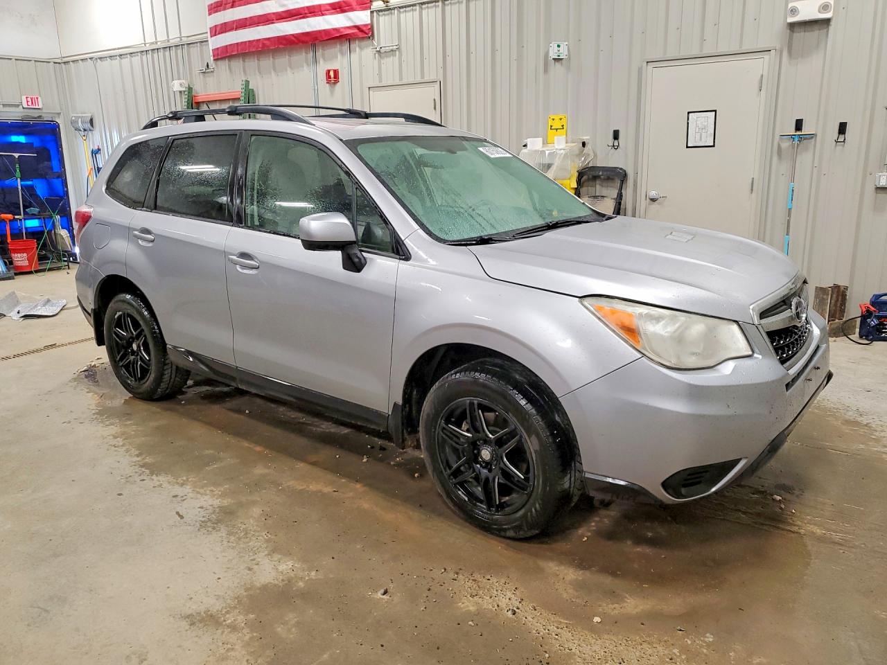 2015 Subaru Forester 2.5i Premium Silver vin: JF2SJADC1FH489973