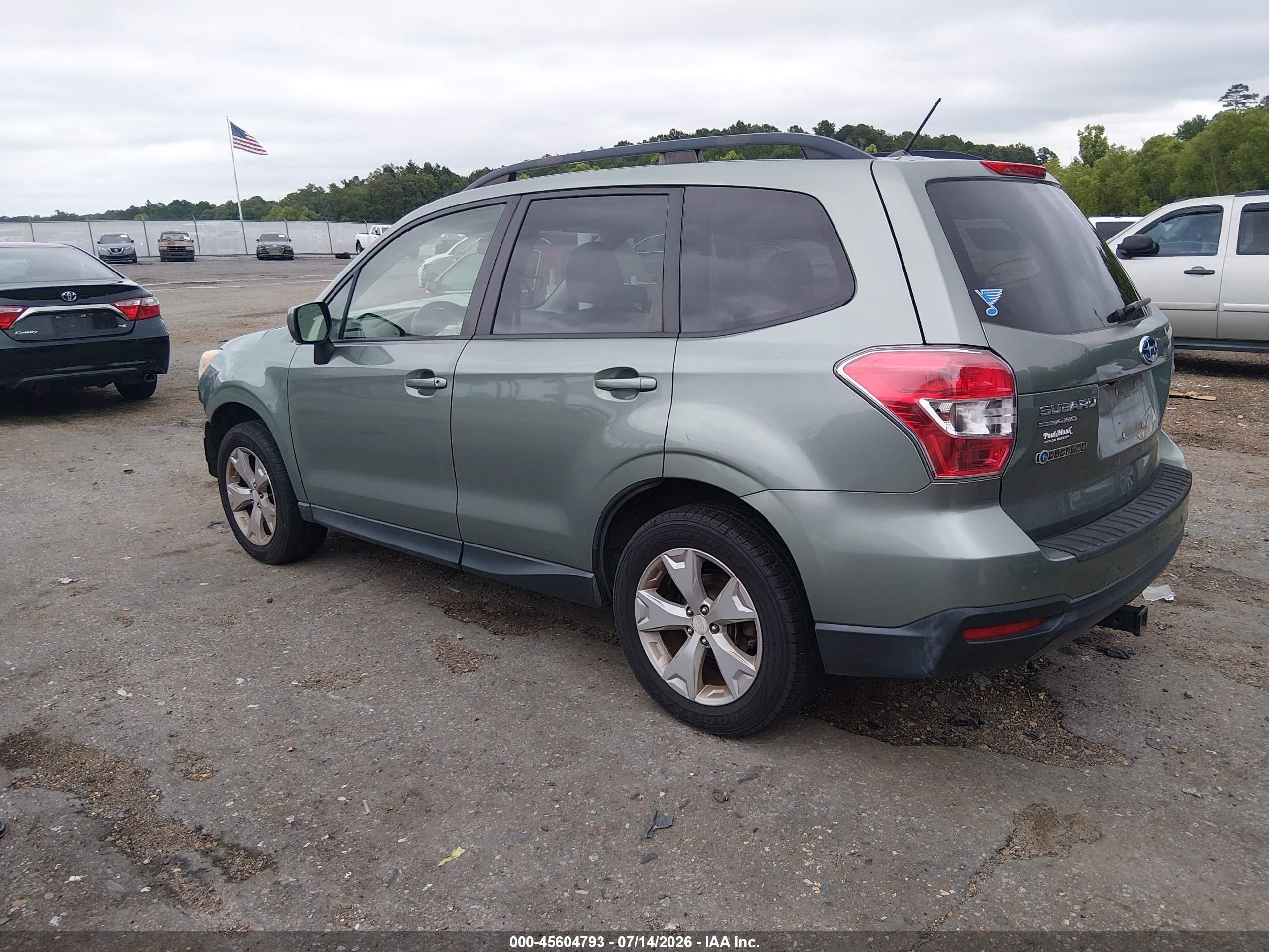2015 Subaru Forester 2.5i Premium Green vin: JF2SJADC1FH508232