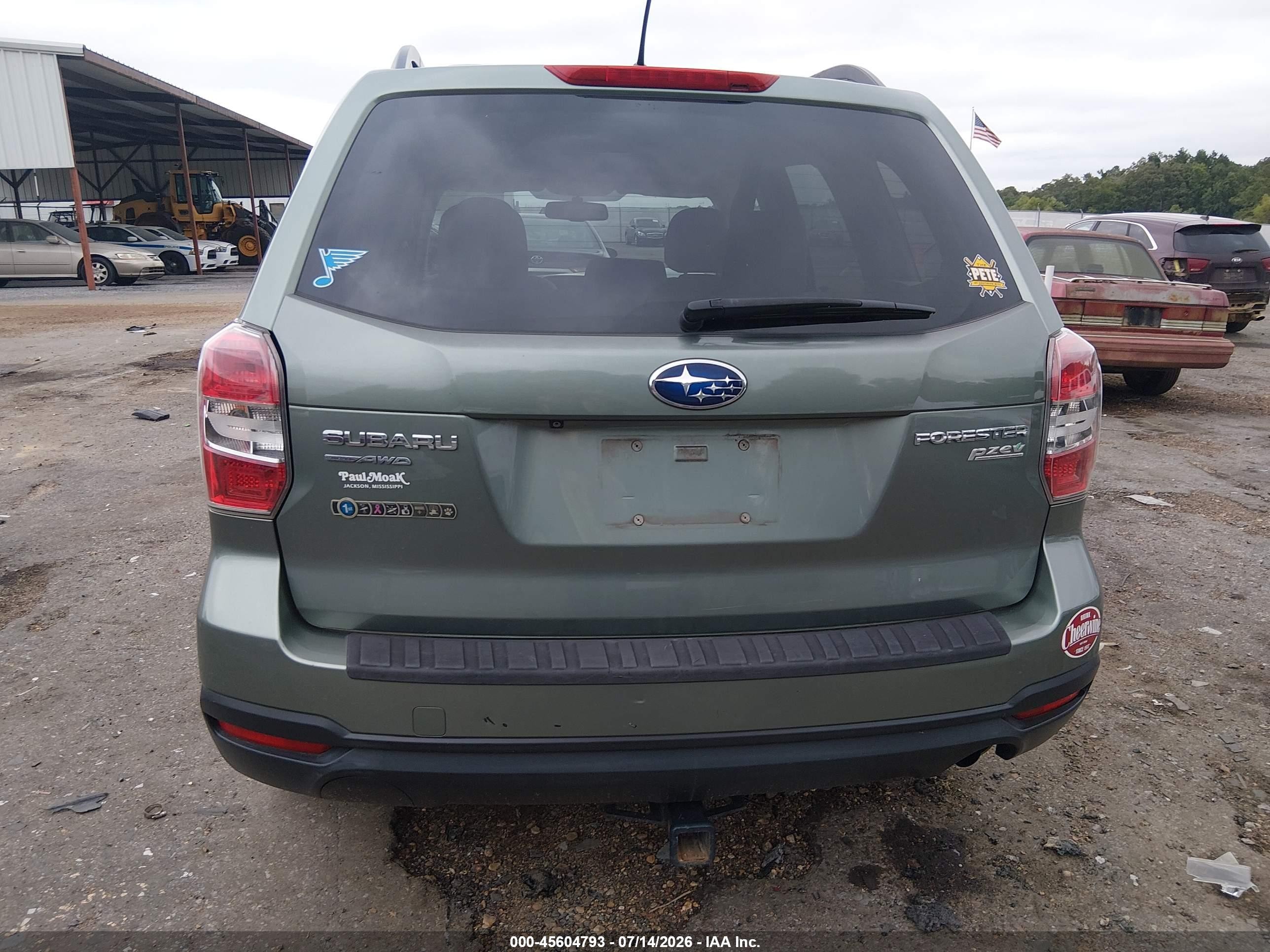 2015 Subaru Forester 2.5i Premium Green vin: JF2SJADC1FH508232