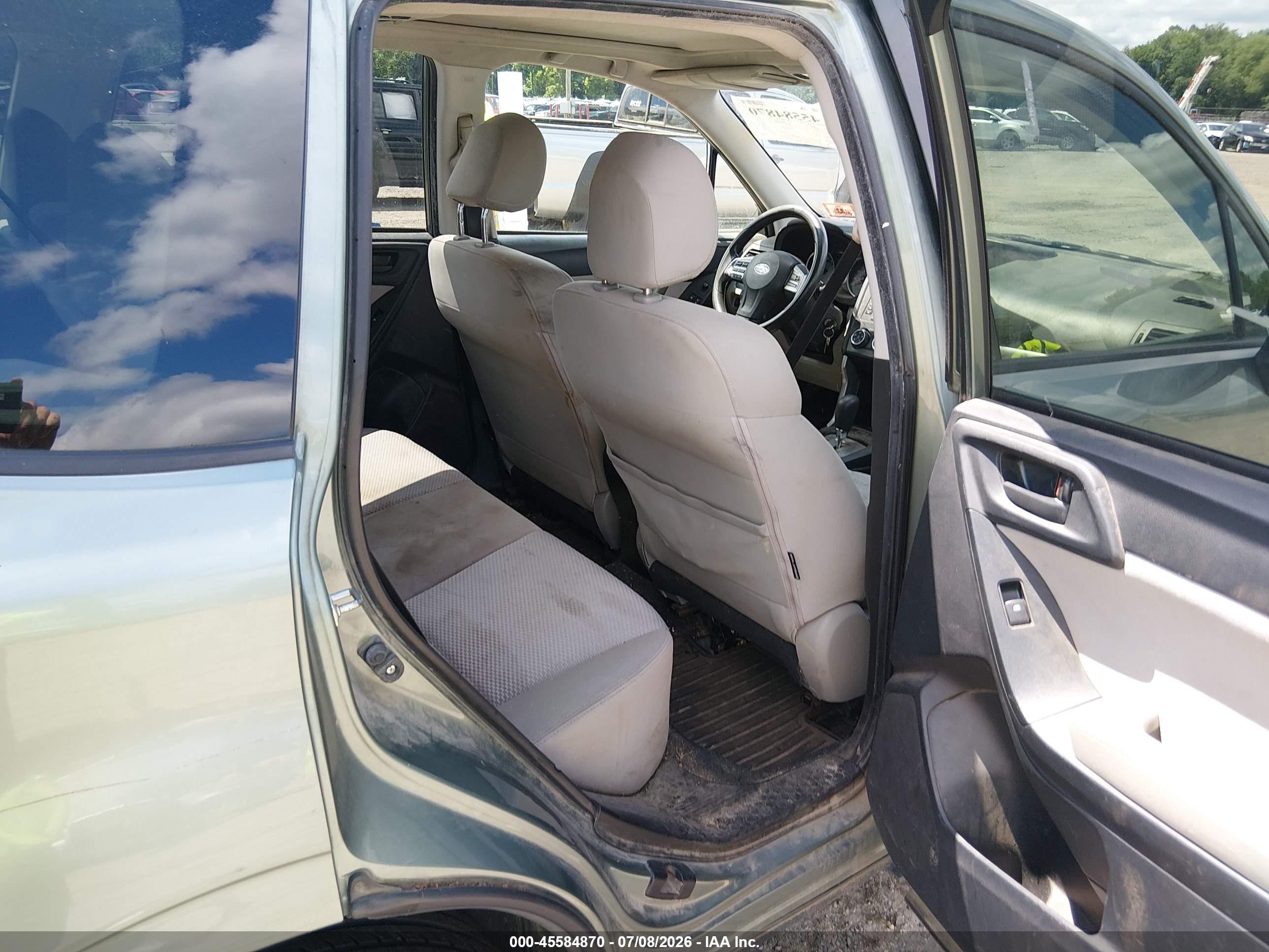2015 Subaru Forester 2.5i Premium Gray vin: JF2SJADC1FH528061