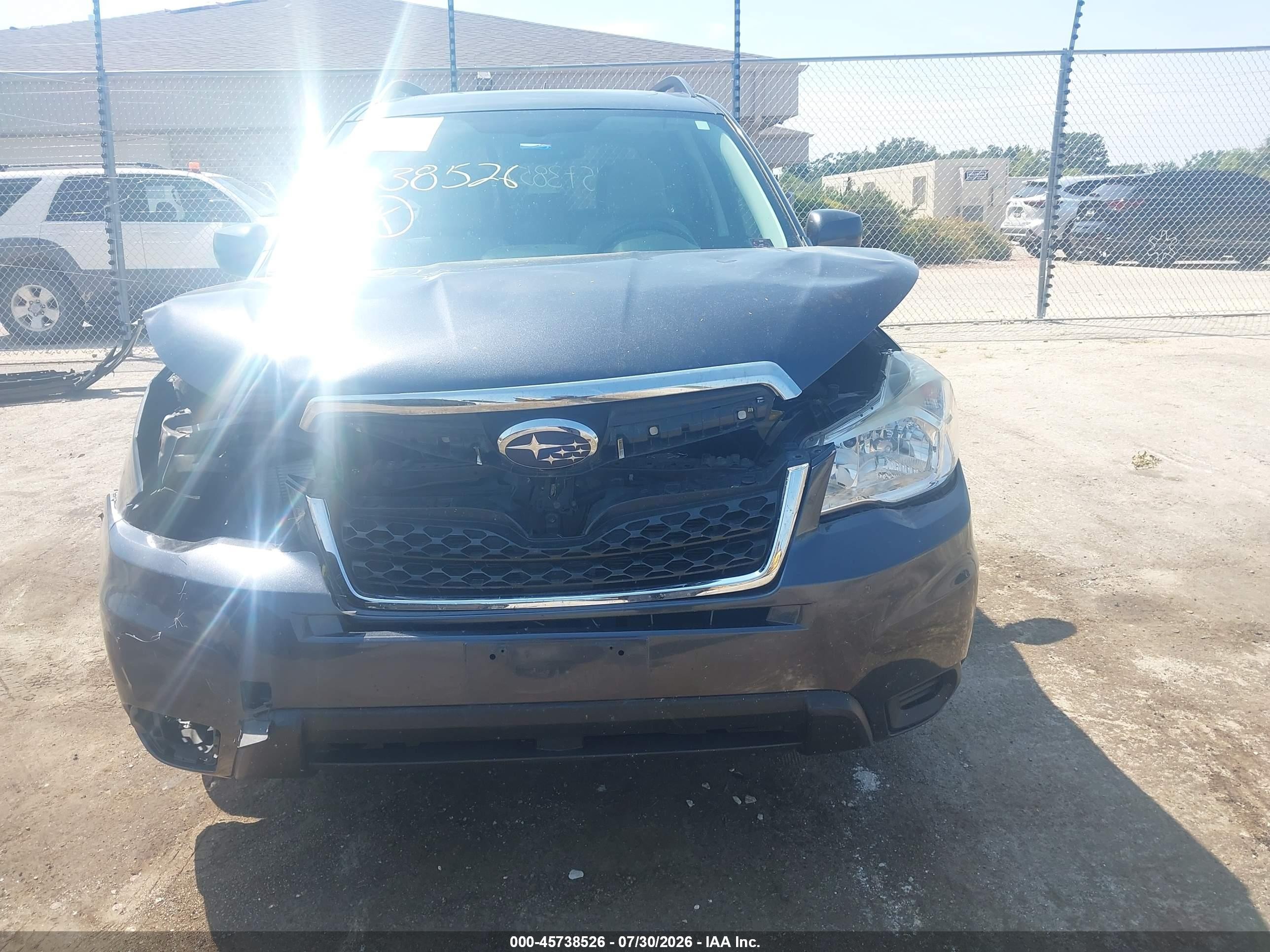 2015 Subaru Forester 2.5i Premium Gray vin: JF2SJADC1FH568933