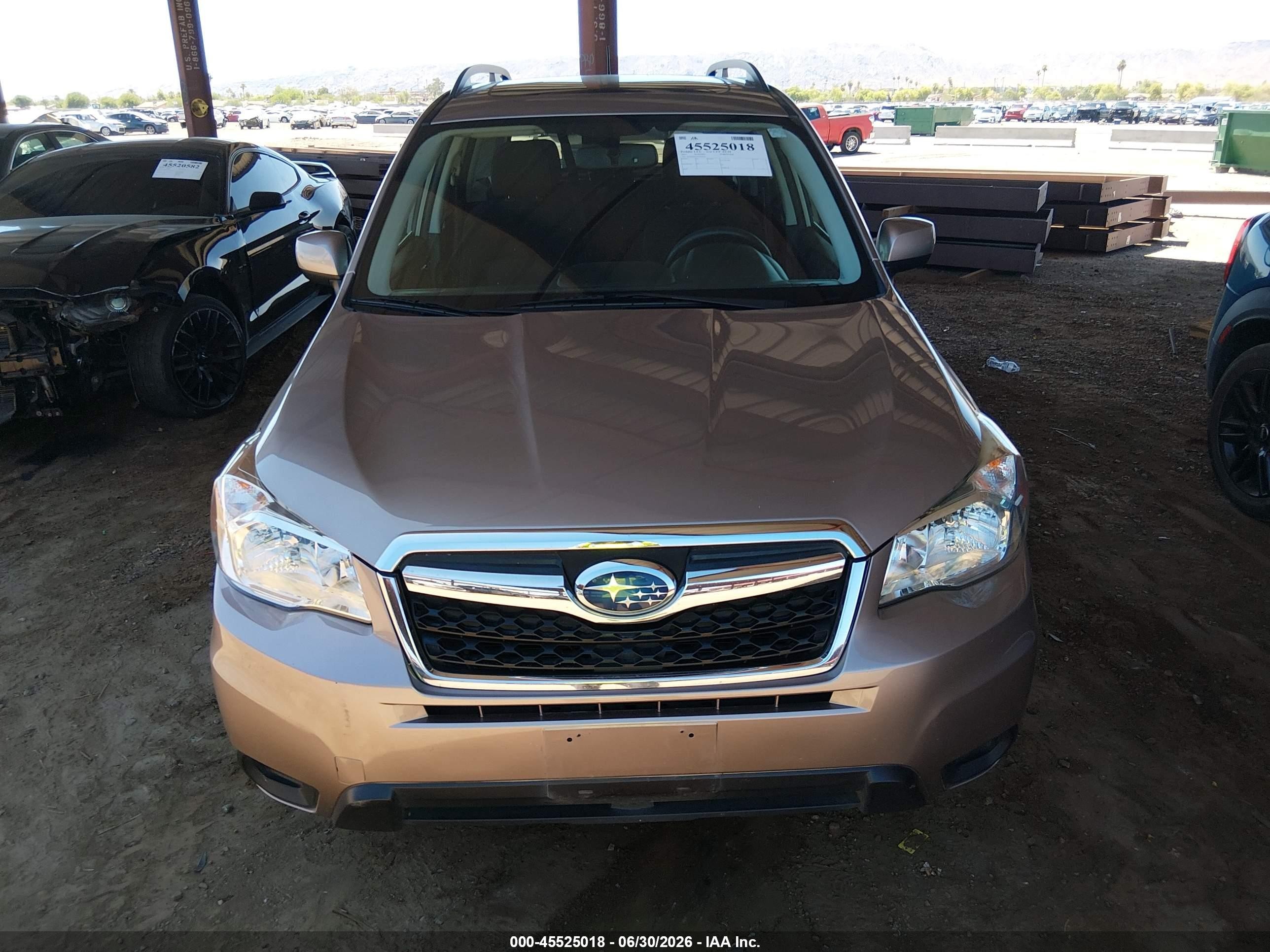 2015 Subaru Forester 2.5i Premium Серебряный vin: JF2SJADC1FH805419