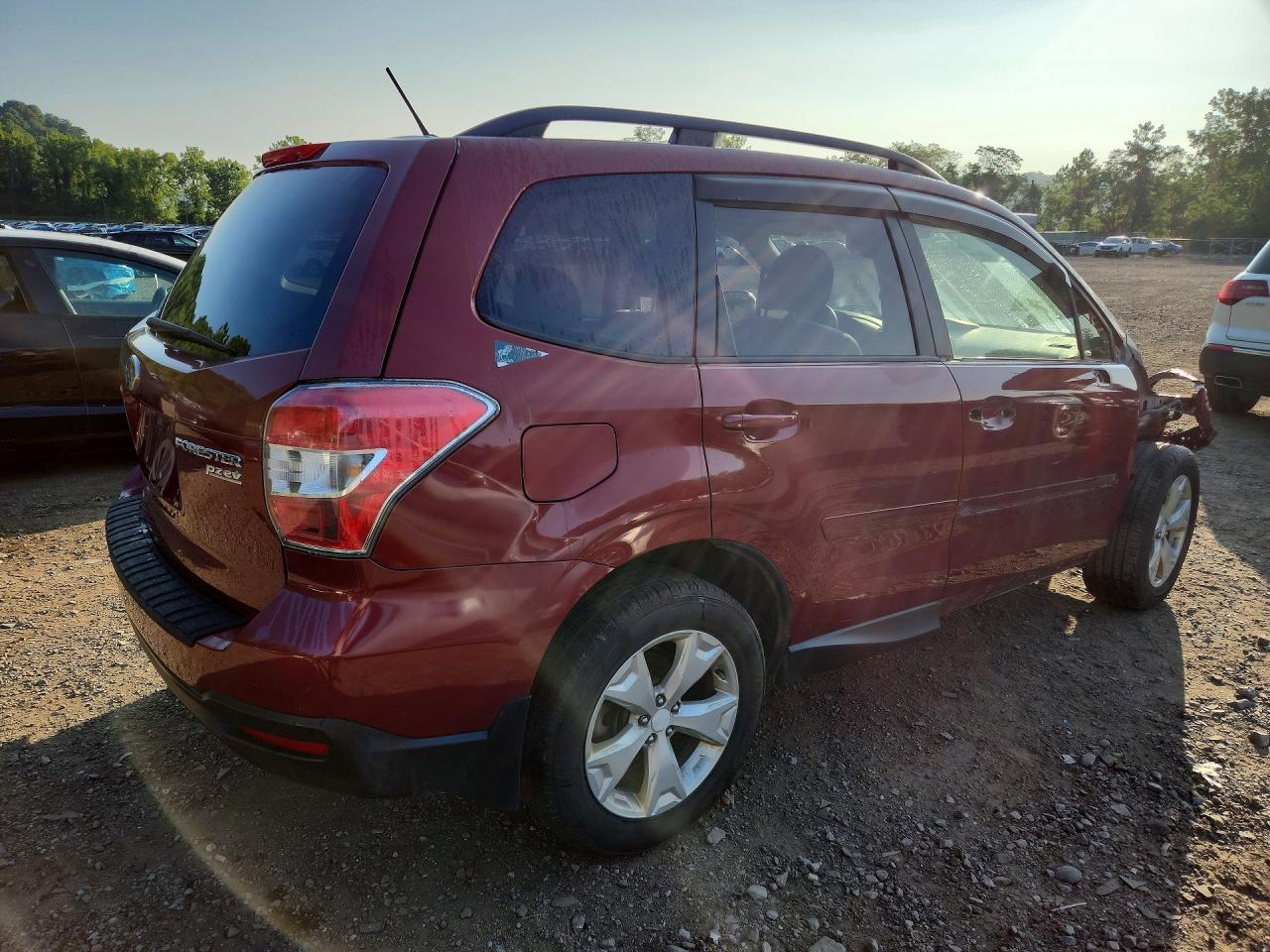 2015 Subaru Forester Burgundy vin: JF2SJADC1FH822608