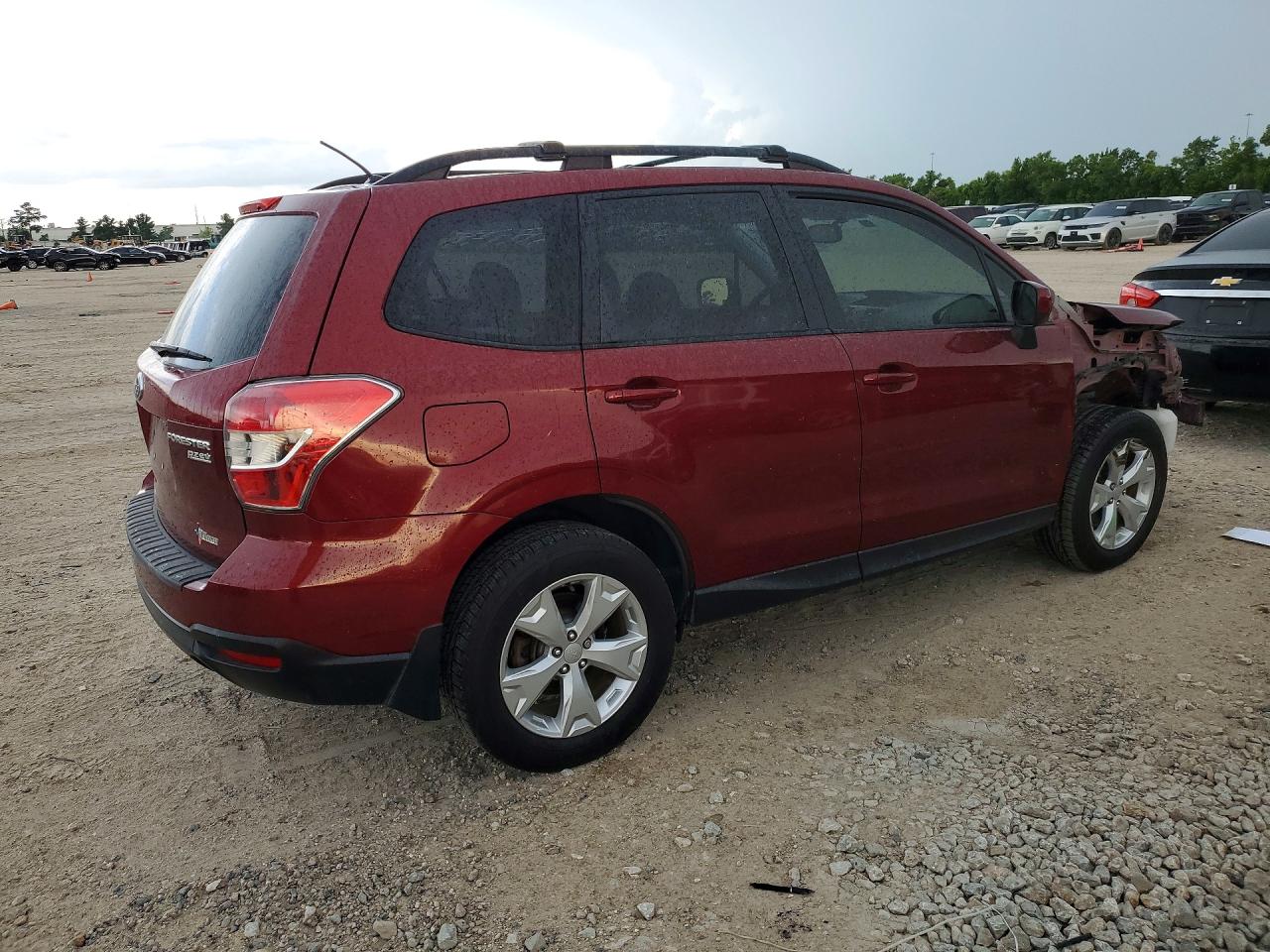 2014 Subaru Forester 2.5i Premium Red vin: JF2SJADC2EH465731