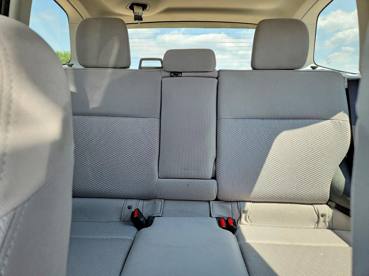 2015 Subaru Forester 2.5i Premium Серый vin: JF2SJADC2FH416756