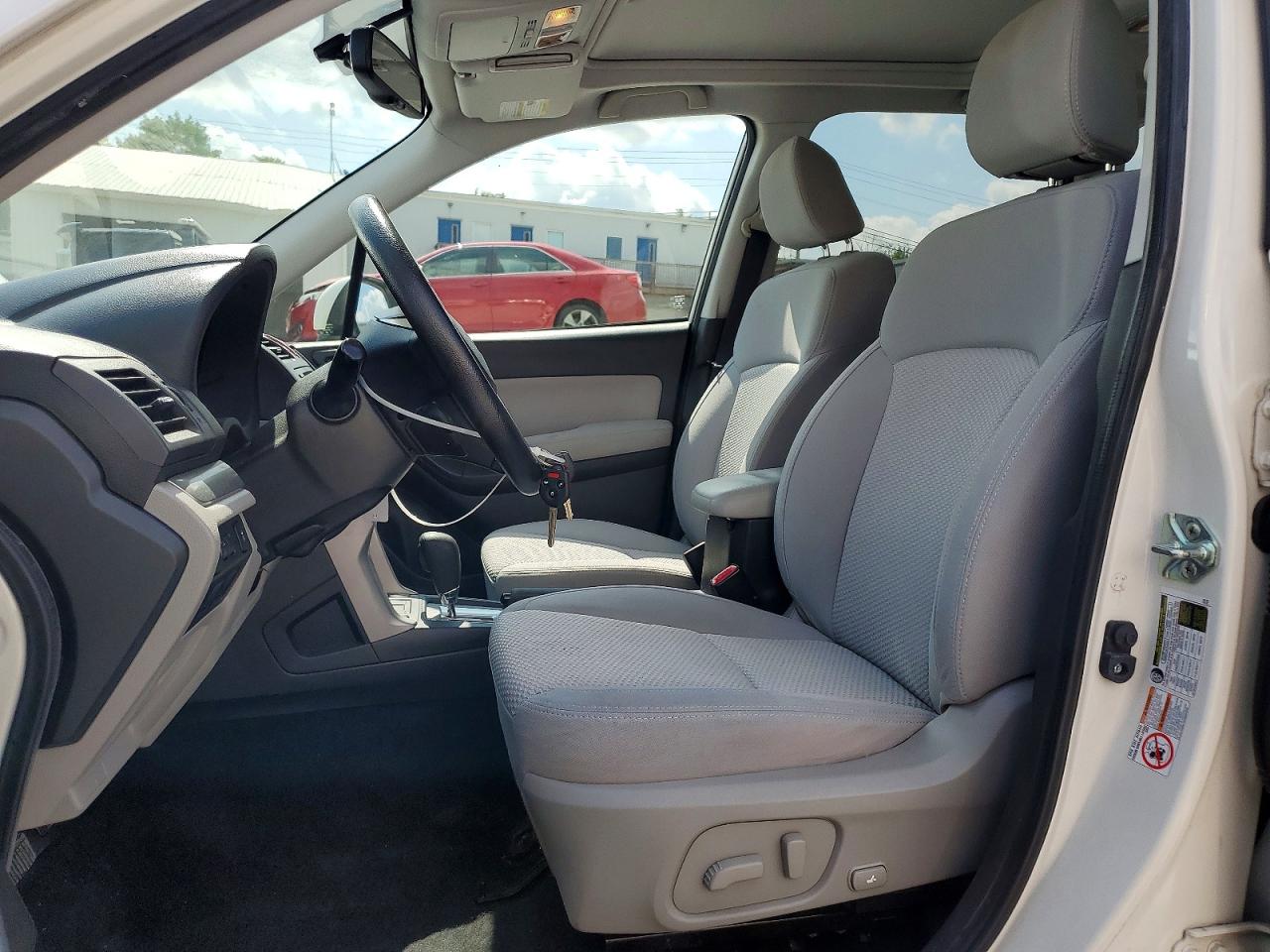 2015 Subaru Forester 2.5i Premium White vin: JF2SJADC2FH450857
