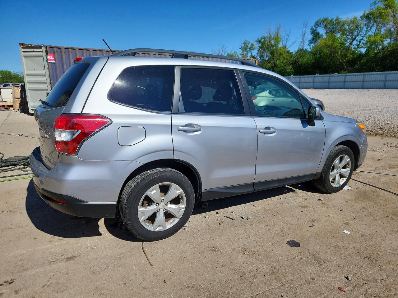 2015 Subaru Forester 2.5i Premium Silver vin: JF2SJADC2FH489402