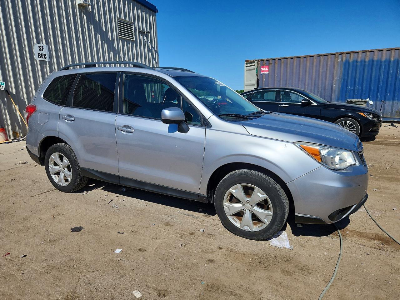 2015 Subaru Forester 2.5i Premium Silver vin: JF2SJADC2FH489402