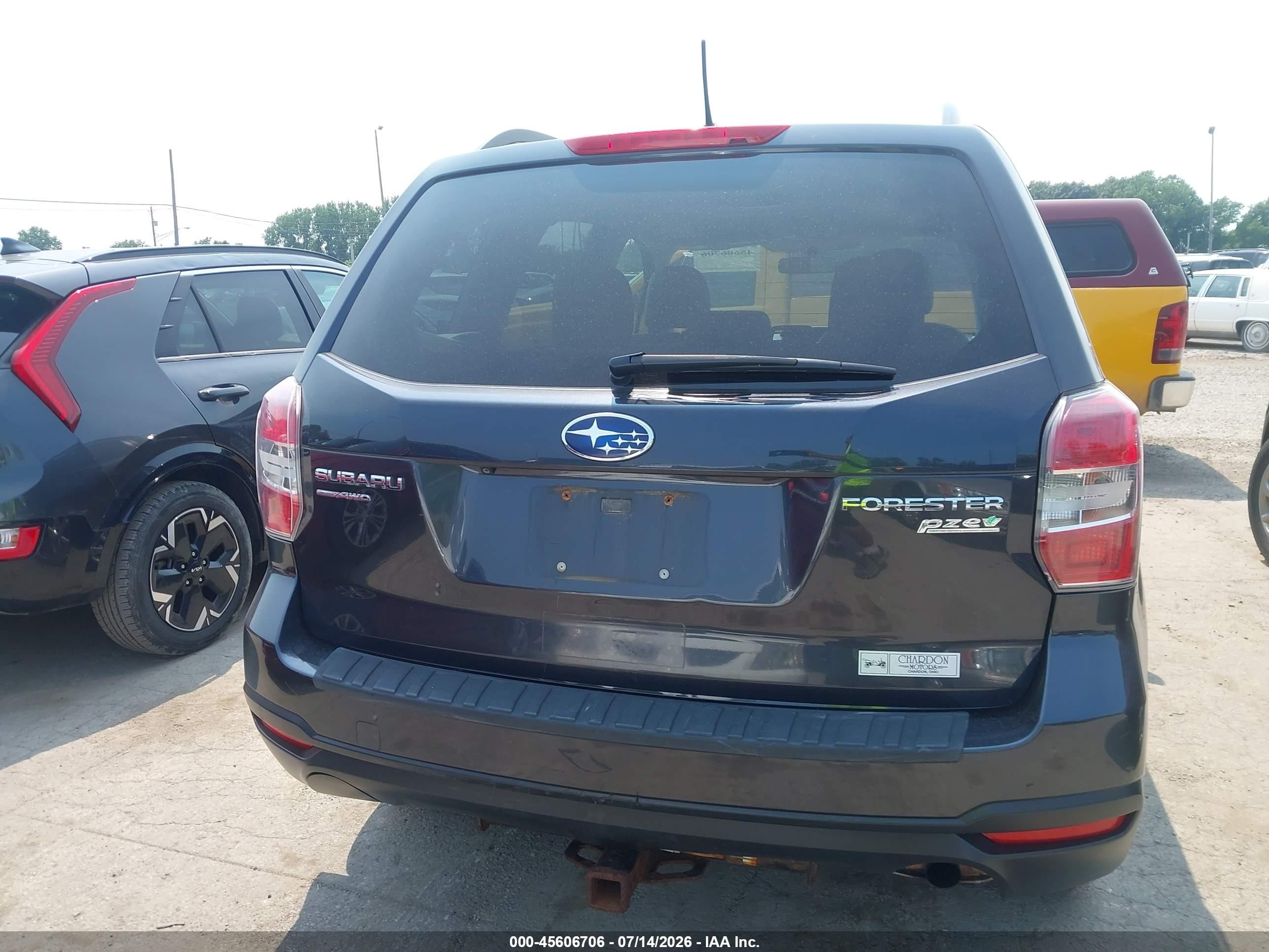 2015 Subaru Forester 2.5i Premium Gray vin: JF2SJADC2FH494194