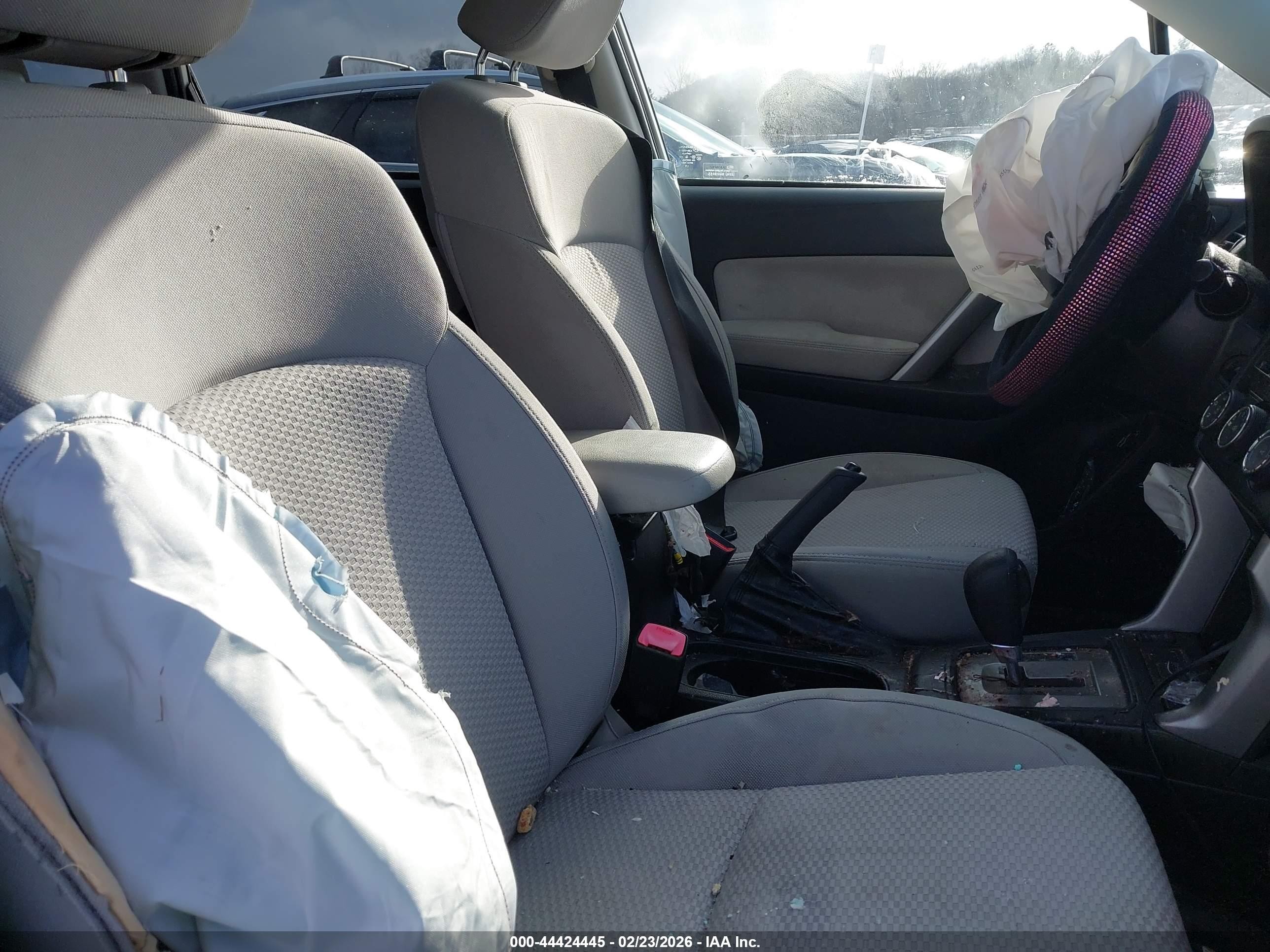 2015 Subaru Forester 2.5i Premium Белый vin: JF2SJADC2FH496351