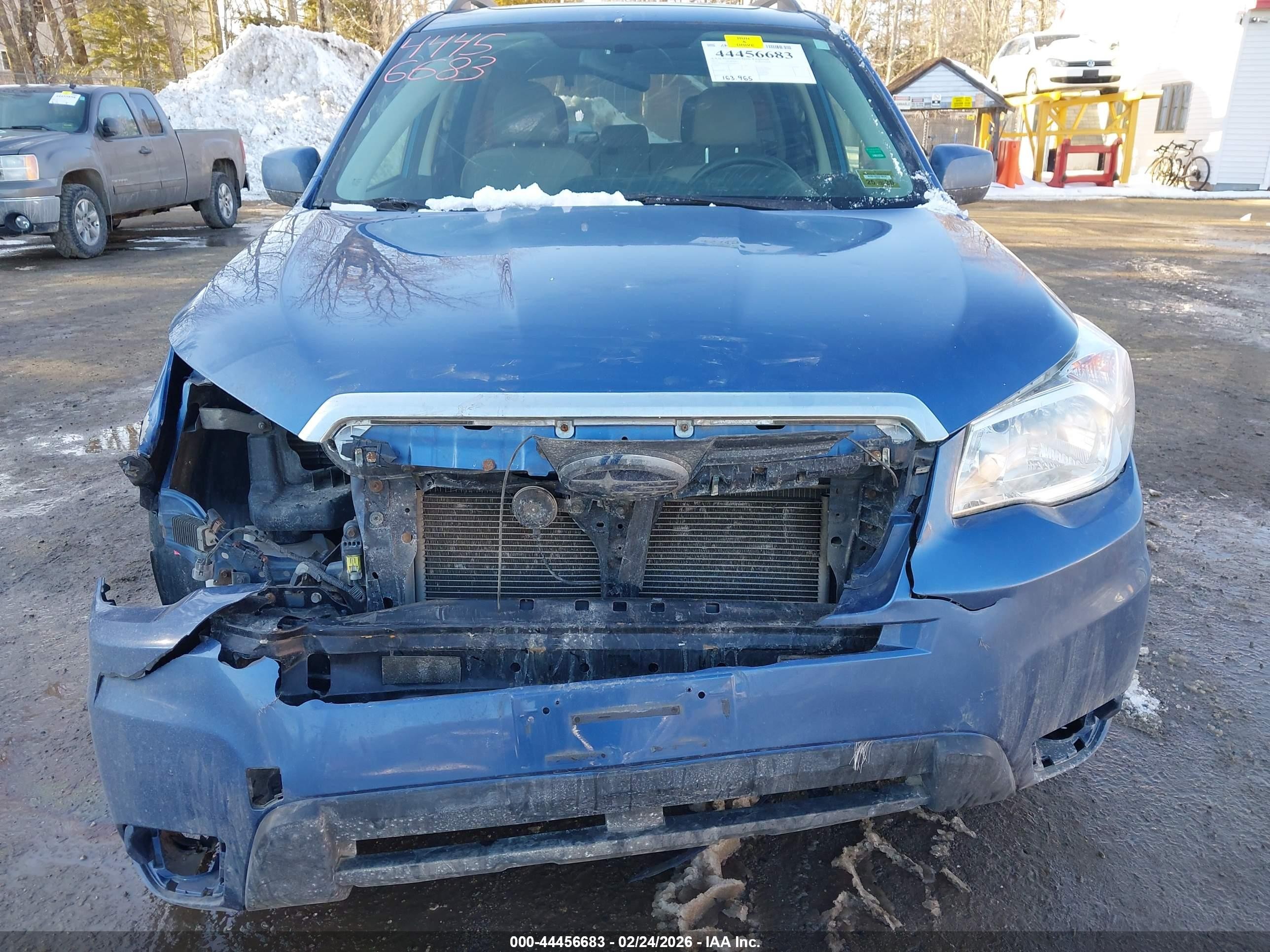 2015 Subaru Forester 2.5i Premium Blue vin: JF2SJADC2FH498178