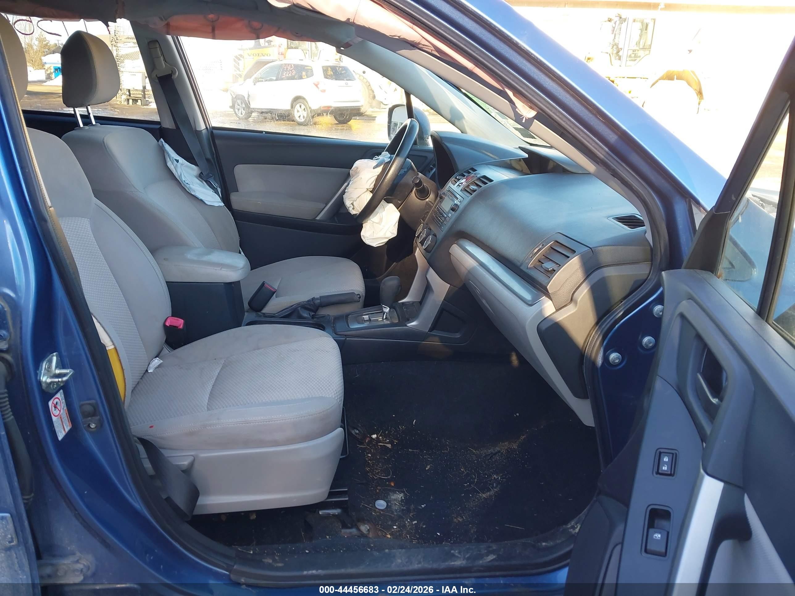 2015 Subaru Forester 2.5i Premium Blue vin: JF2SJADC2FH498178