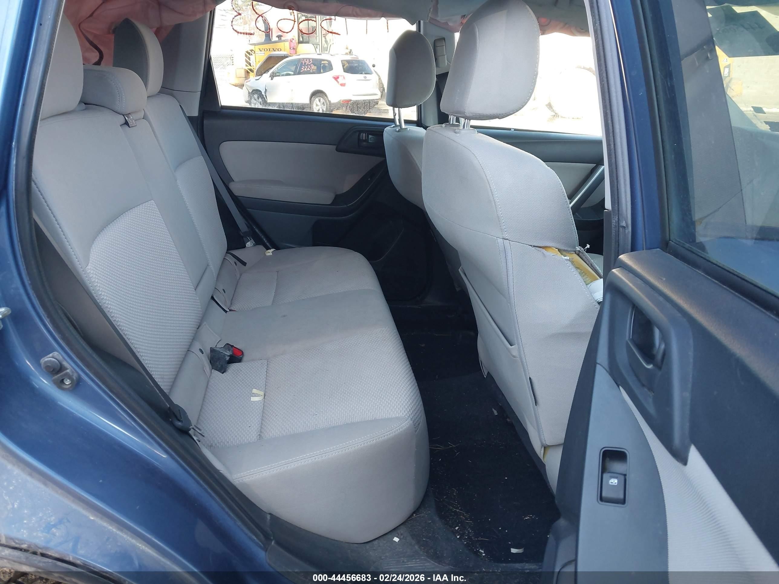 2015 Subaru Forester 2.5i Premium Blue vin: JF2SJADC2FH498178