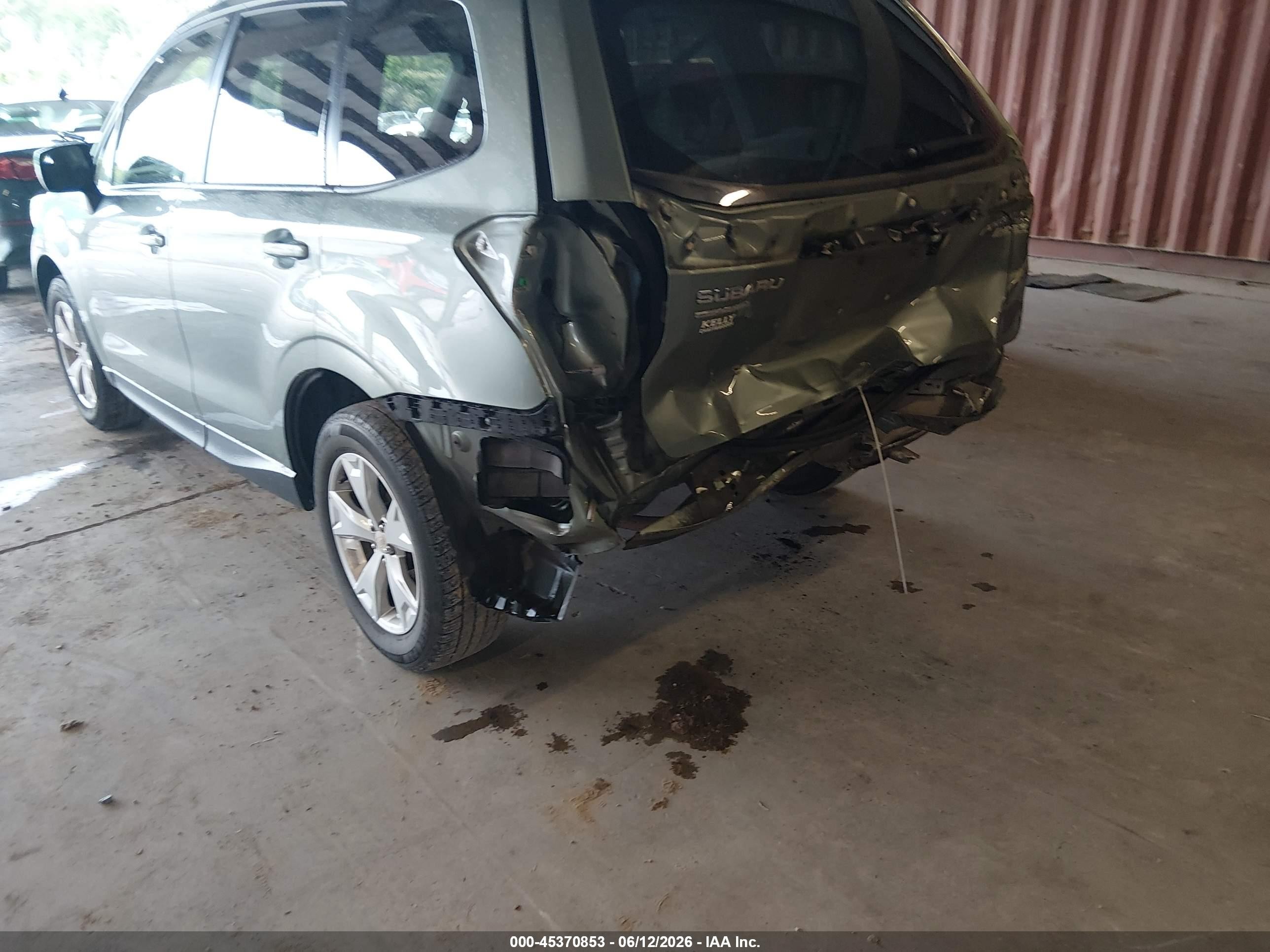 2015 Subaru Forester 2.5i Premium Green vin: JF2SJADC2FH506070