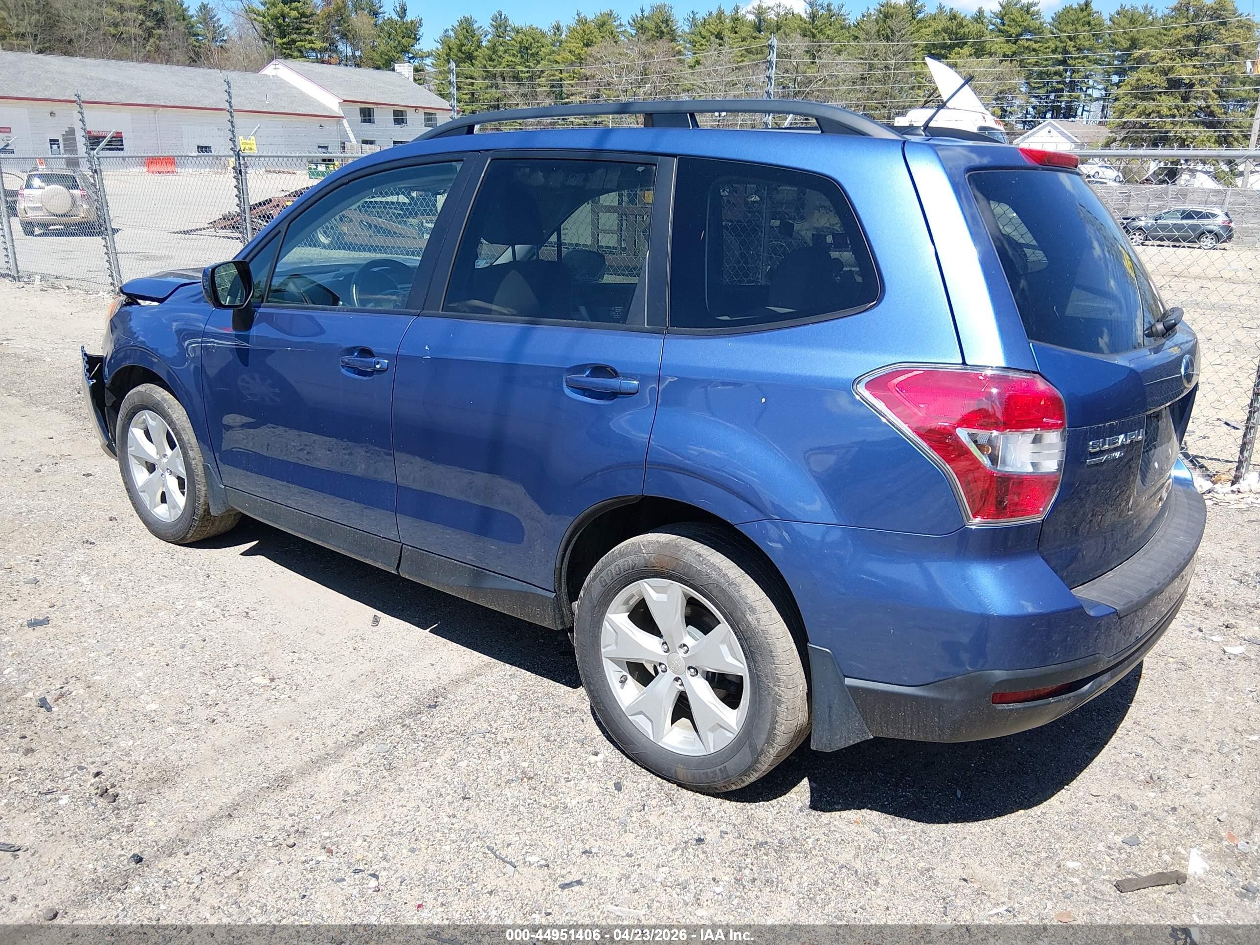 2015 Subaru Forester 2.5i Premium Blue vin: JF2SJADC2FH513066