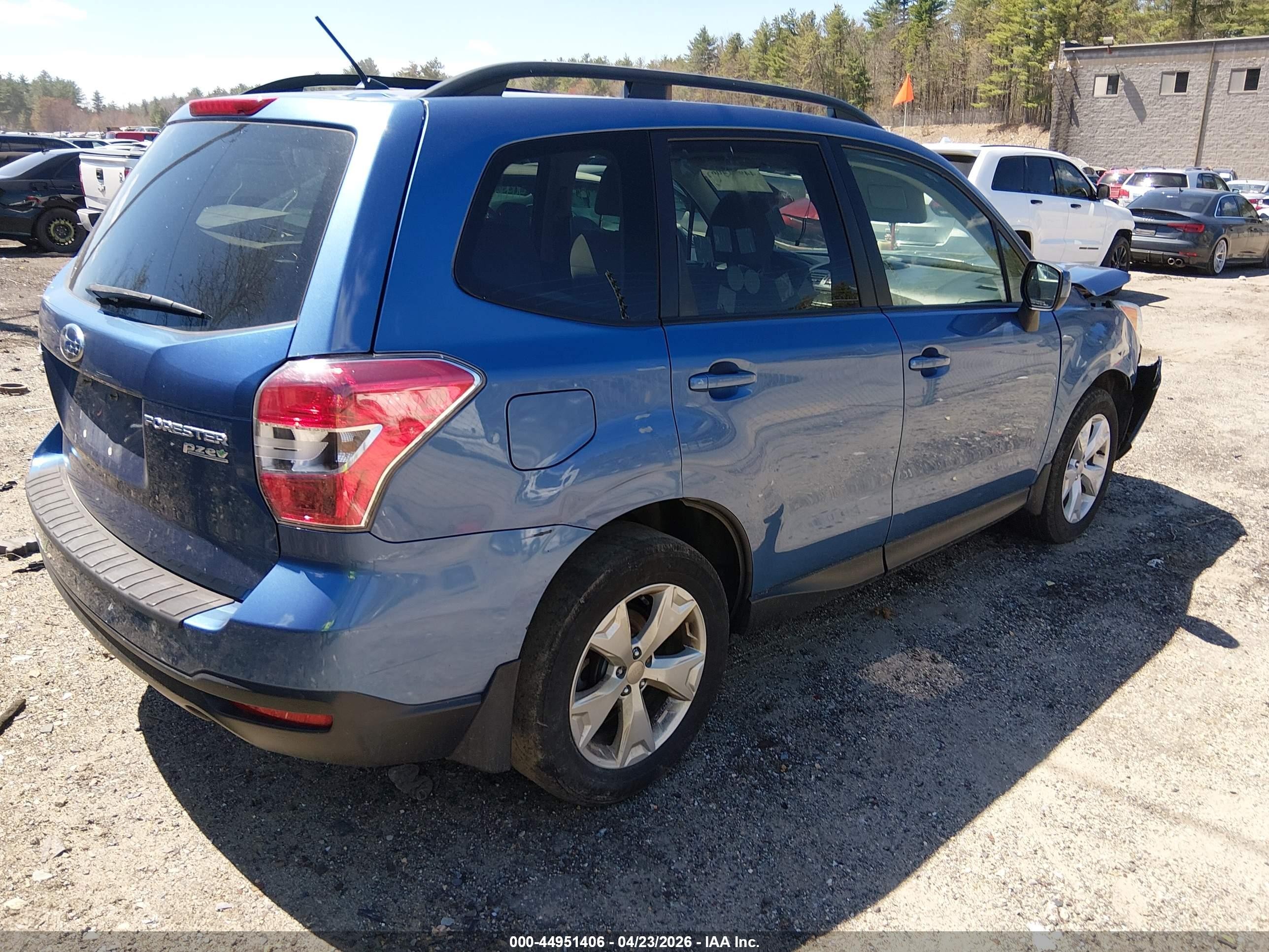 2015 Subaru Forester 2.5i Premium Blue vin: JF2SJADC2FH513066