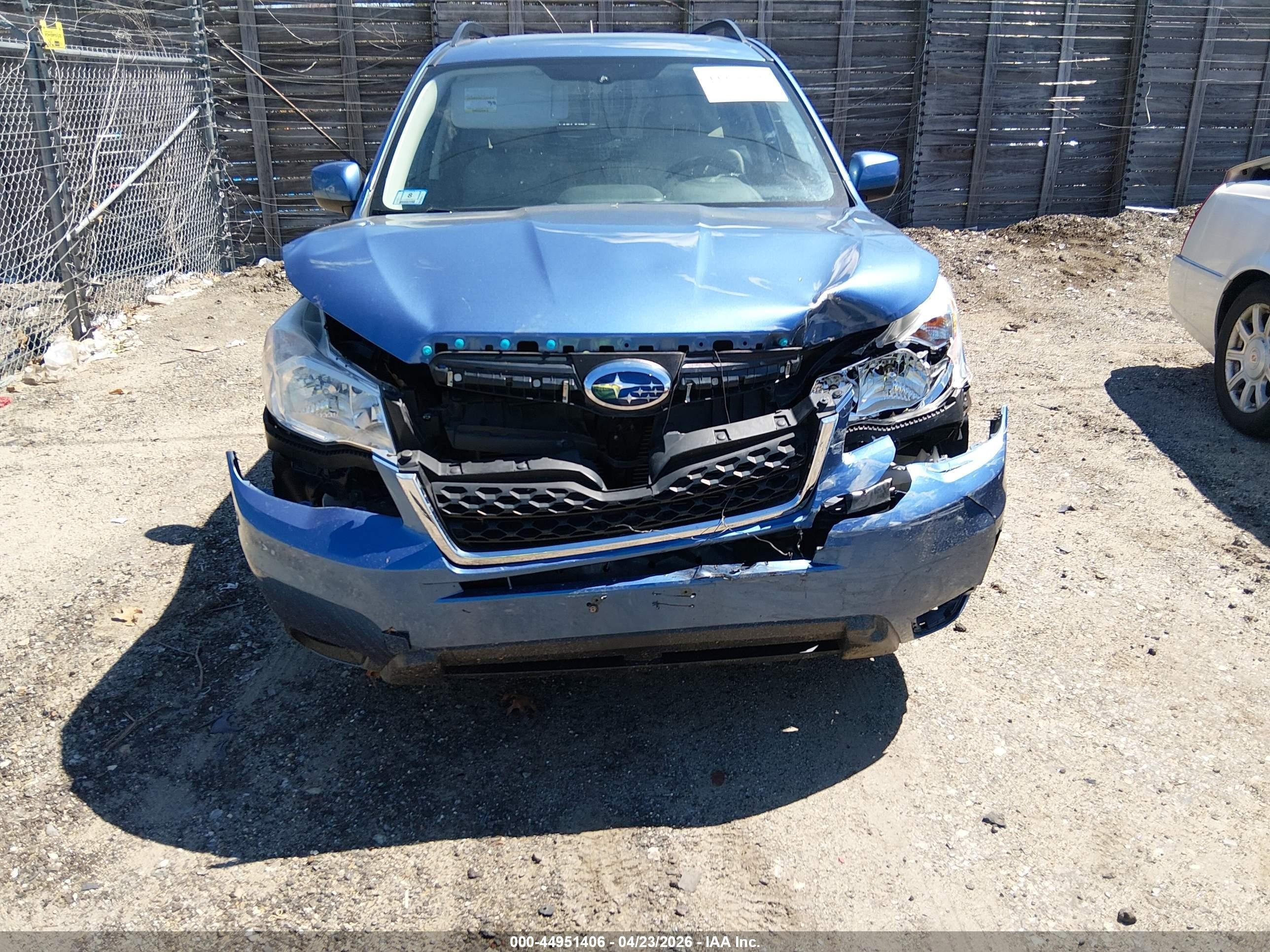 2015 Subaru Forester 2.5i Premium Blue vin: JF2SJADC2FH513066