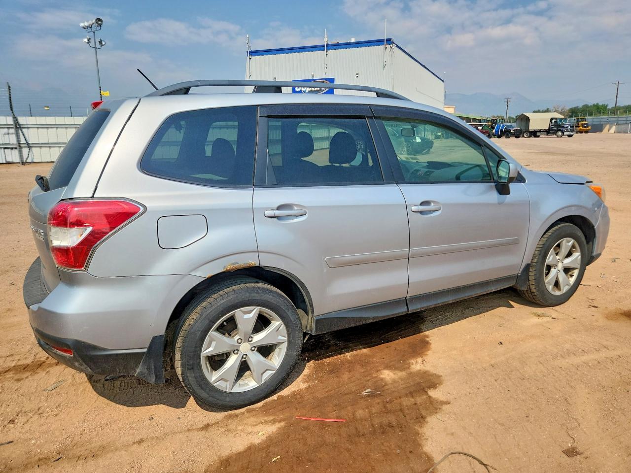 2015 Subaru Forester 2.5i Premium Silver vin: JF2SJADC2FH545810