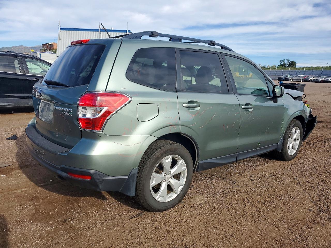 2015 Subaru Forester 2.5i Premium Green vin: JF2SJADC2FH556693