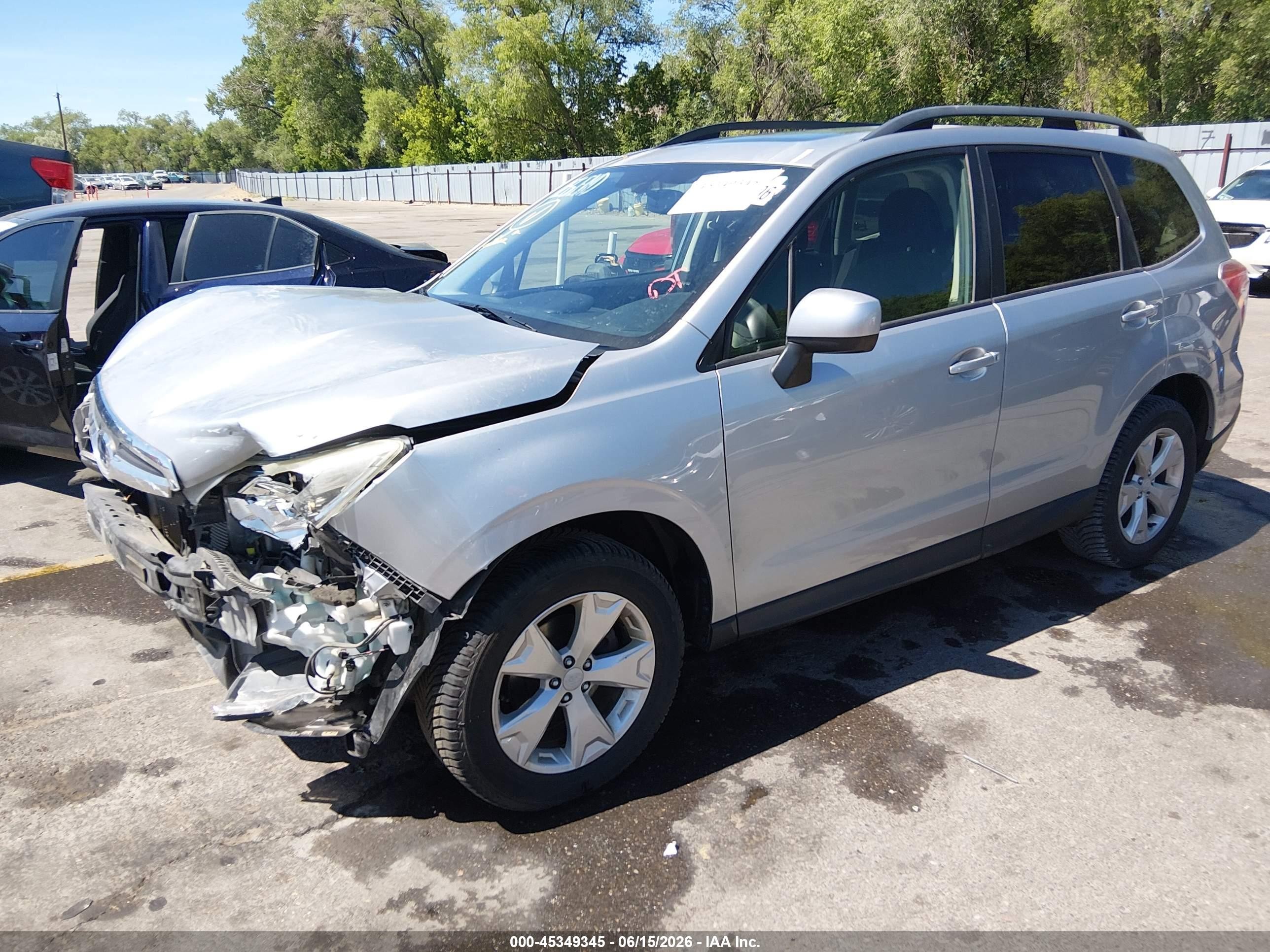 2015 Subaru Forester 2.5i Premium Silver vin: JF2SJADC2FH563479