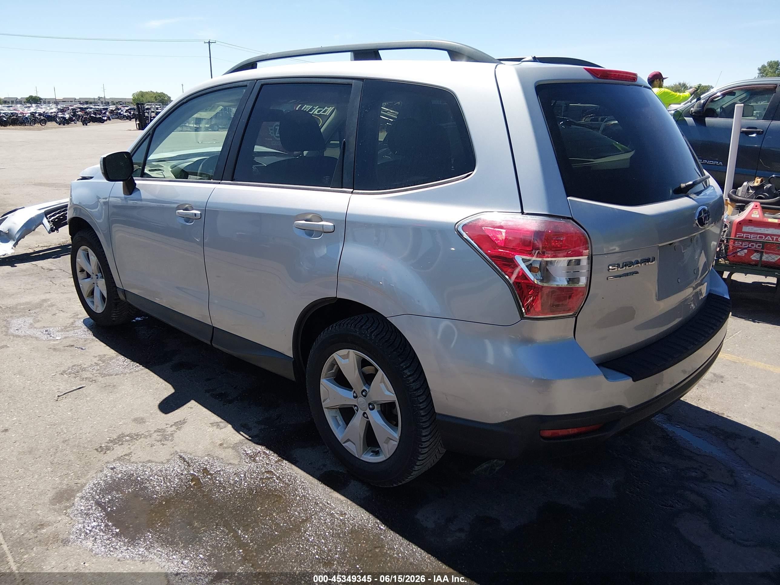 2015 Subaru Forester 2.5i Premium Silver vin: JF2SJADC2FH563479