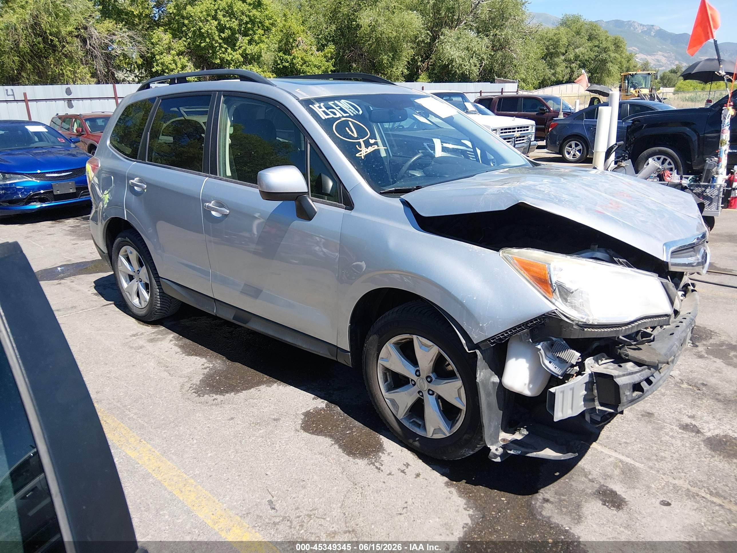 2015 Subaru Forester 2.5i Premium Silver vin: JF2SJADC2FH563479