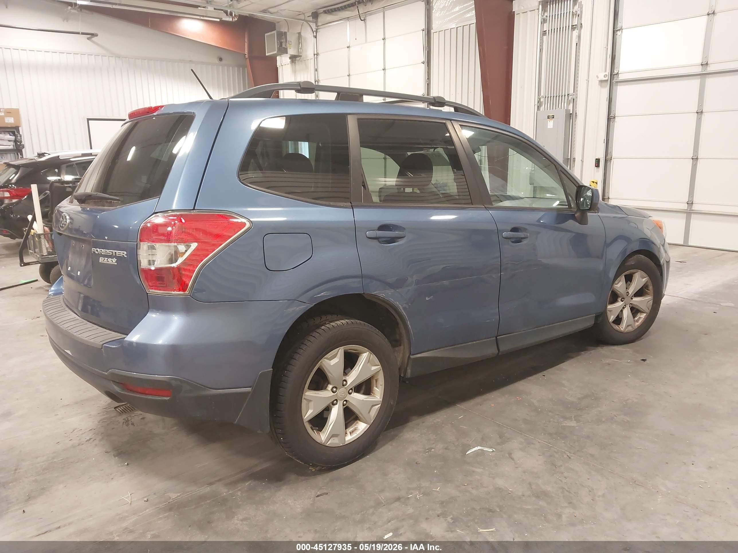 2015 Subaru Forester 2.5i Premium Blue vin: JF2SJADC2FH565779