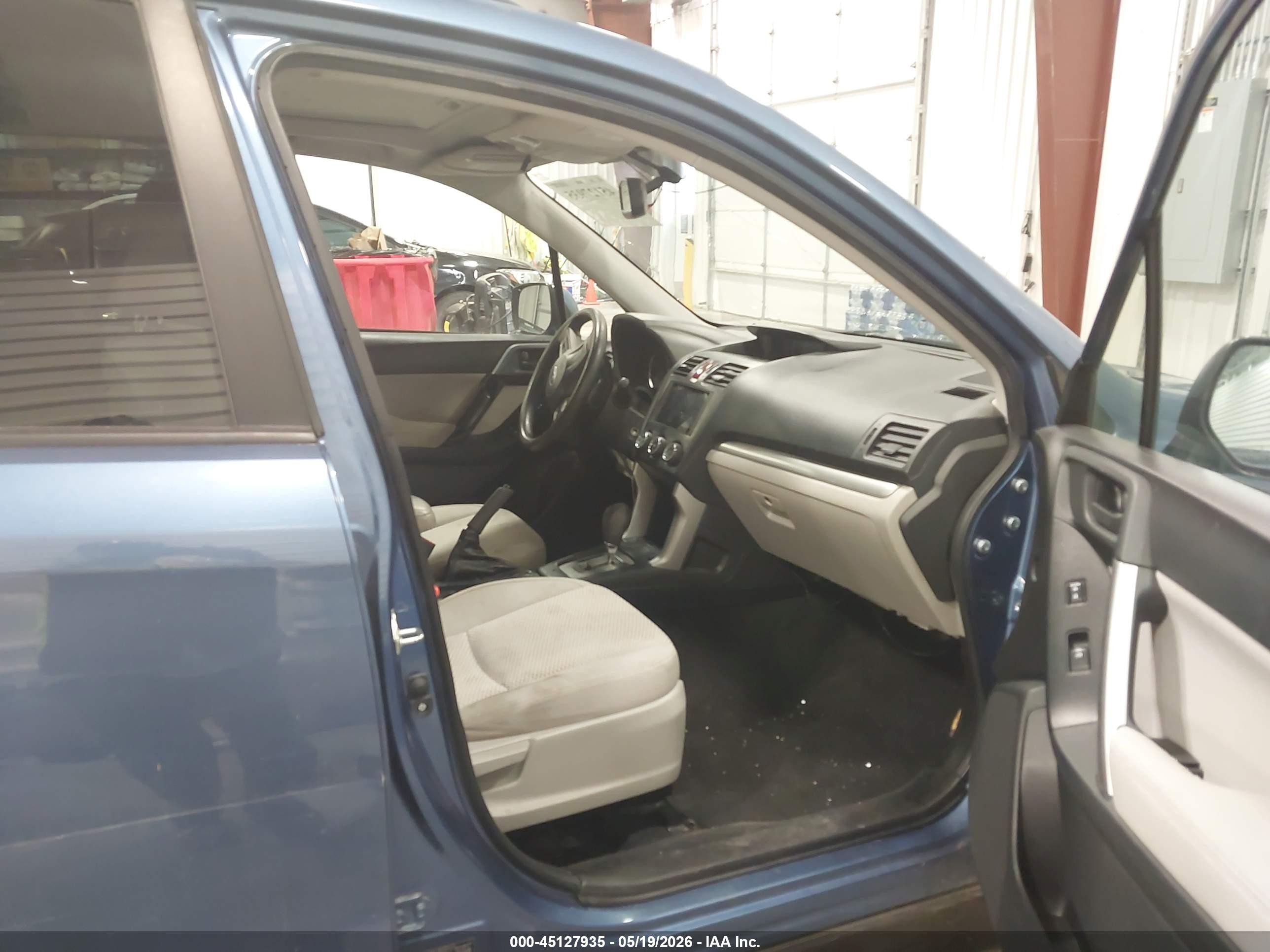 2015 Subaru Forester 2.5i Premium Blue vin: JF2SJADC2FH565779