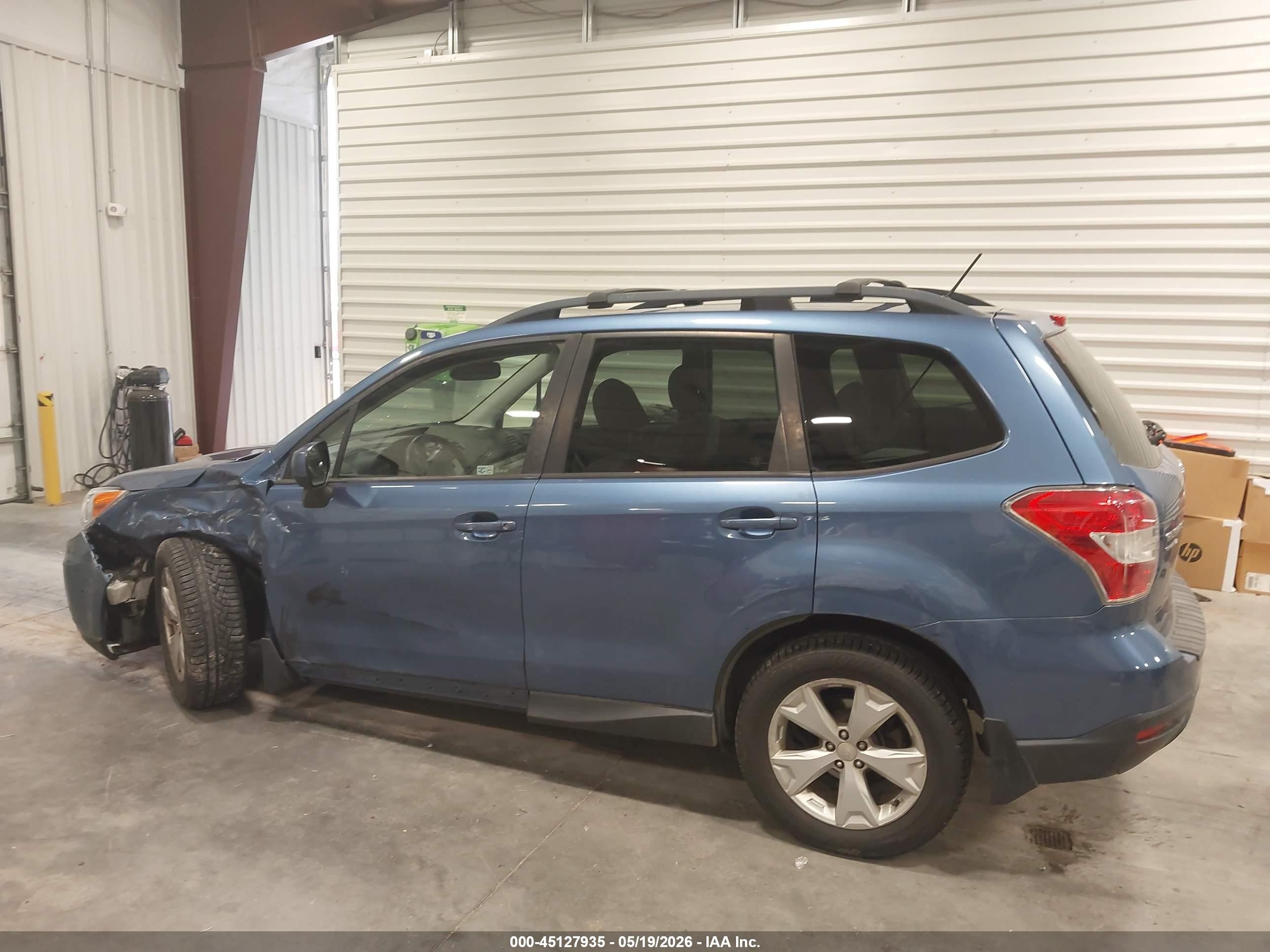2015 Subaru Forester 2.5i Premium Blue vin: JF2SJADC2FH565779