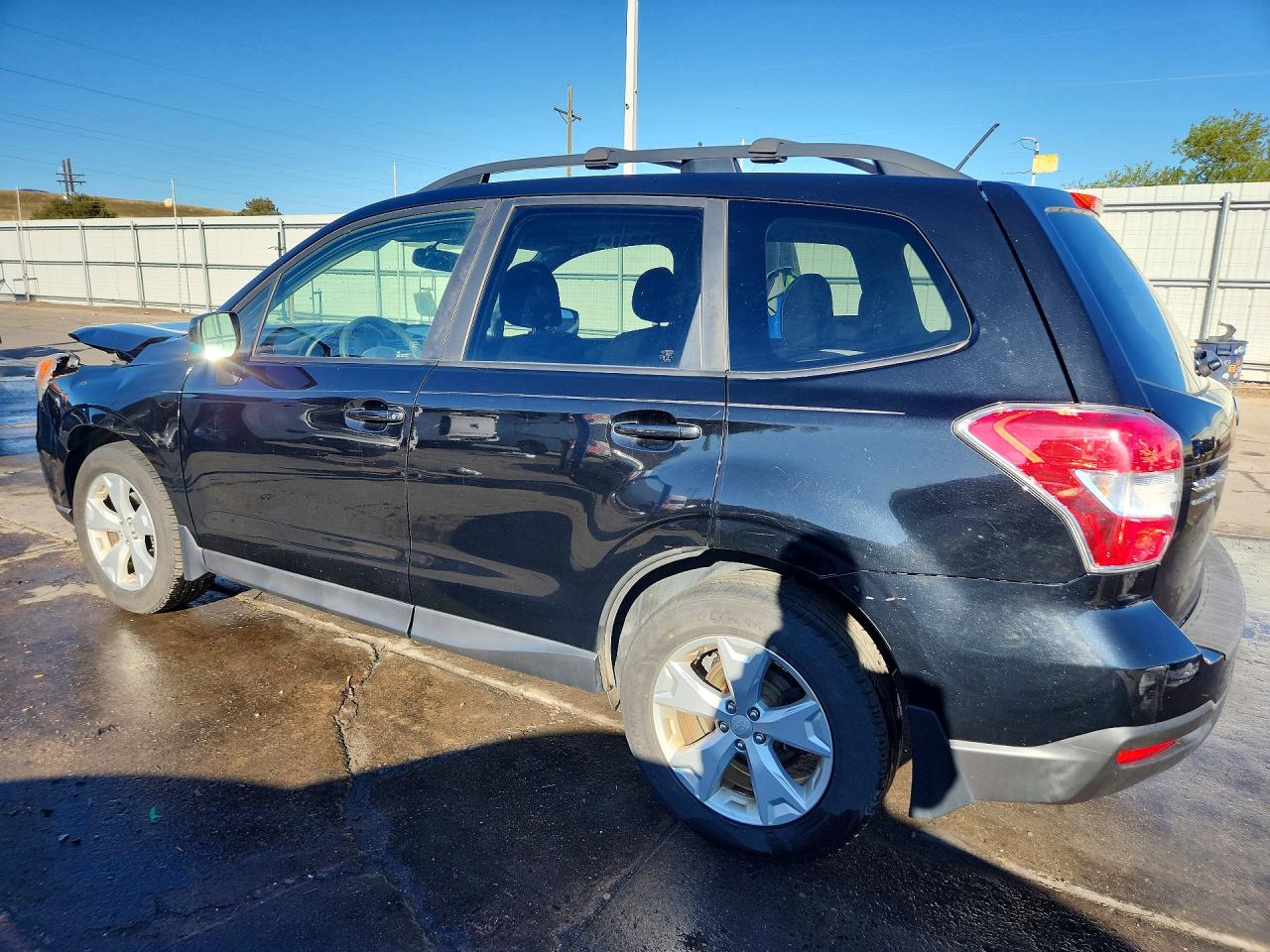 2015 Subaru Forester 2.5i Premium Black vin: JF2SJADC2FH568746