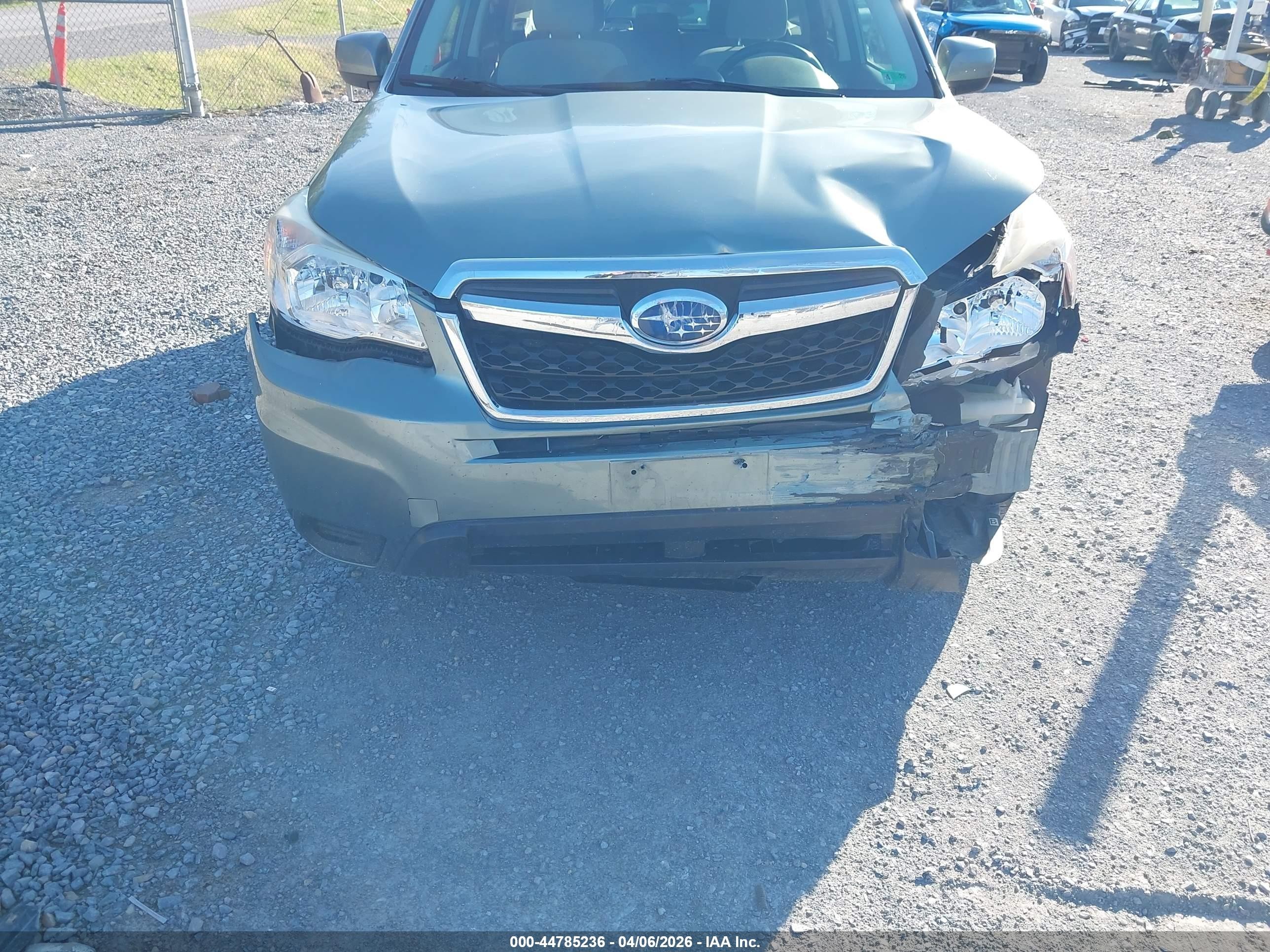 2015 Subaru Forester 2.5i Premium Зеленый vin: JF2SJADC2FH574921