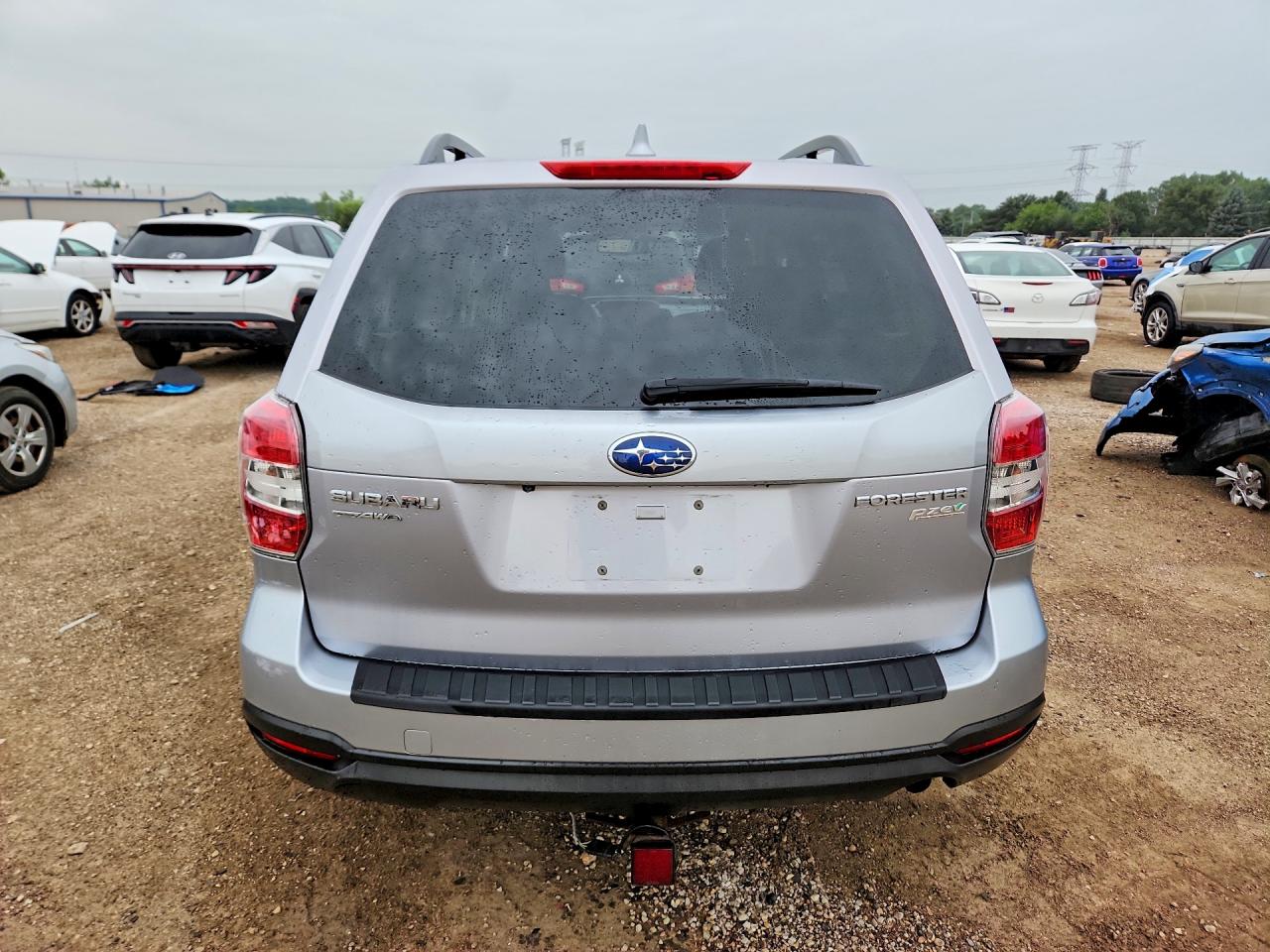 2016 Subaru Forester 2.5i Premium Silver vin: JF2SJADC2GH405368