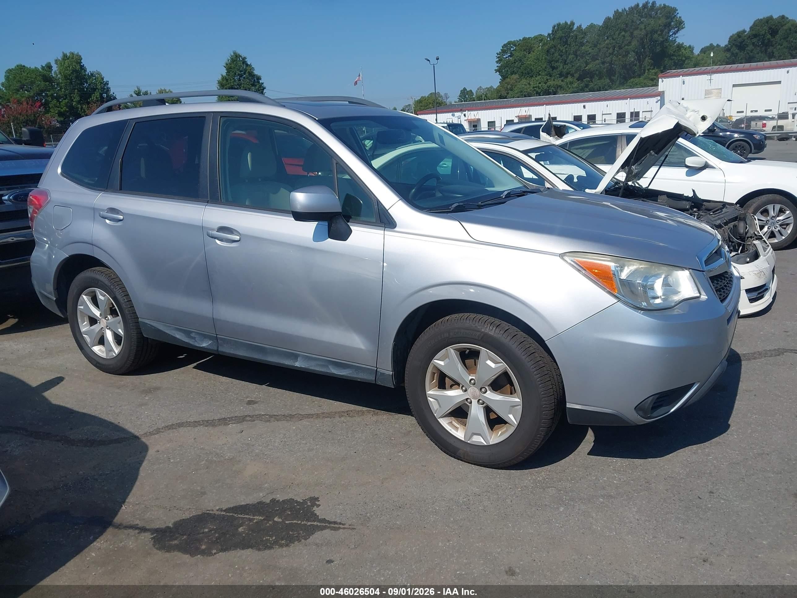 2016 Subaru Forester 2.5i Premium Серебряный vin: JF2SJADC2GH528670
