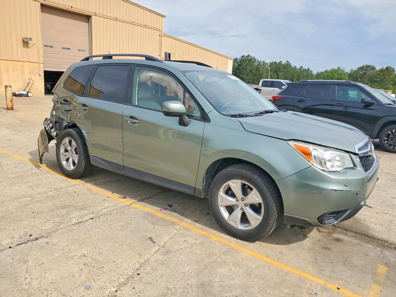 2014 Subaru Forester 2.5i Premium Green vin: JF2SJADC3EH424606